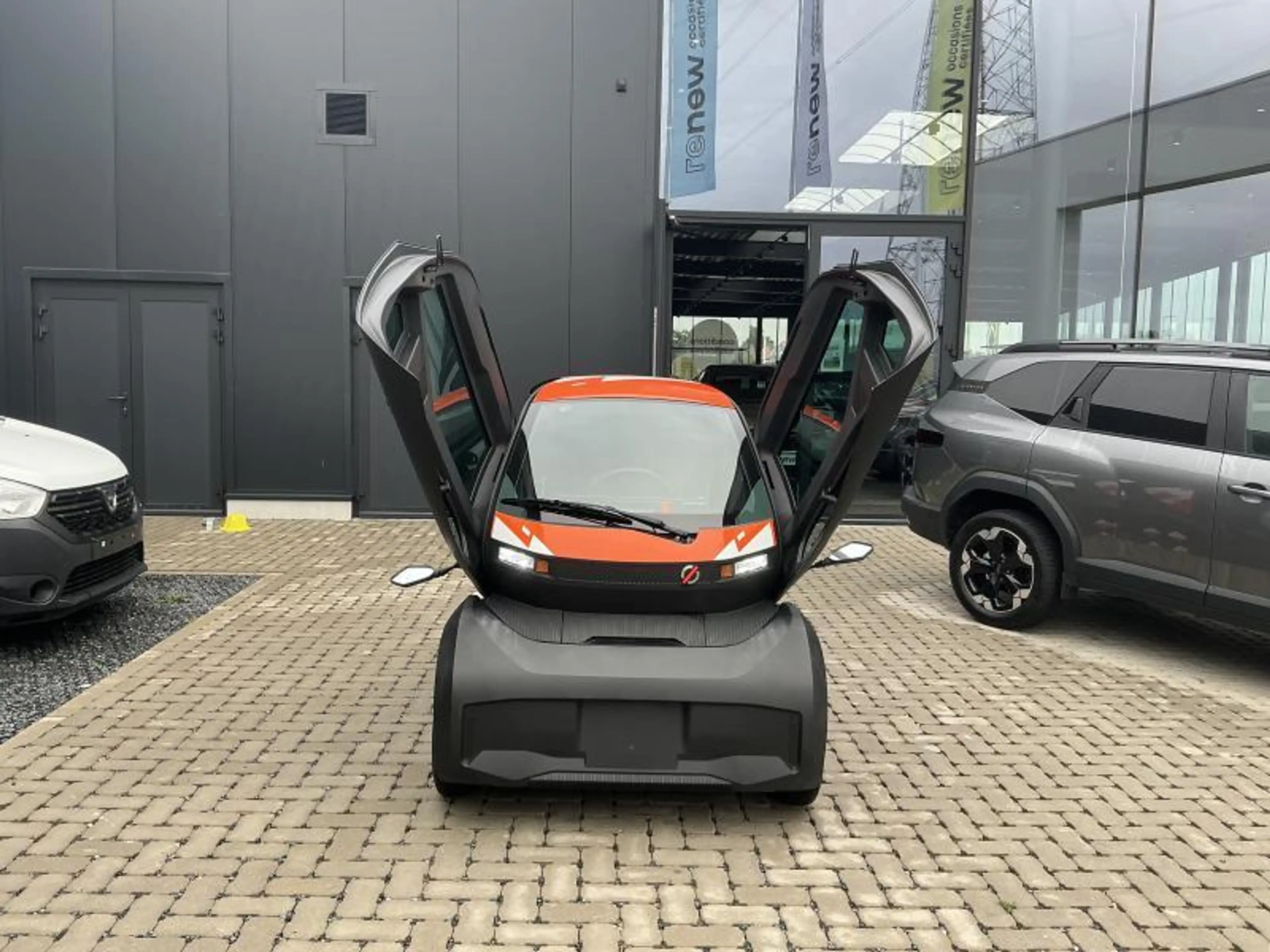 Renault Twizy MOBILIZE DUO 80 — photo 15
