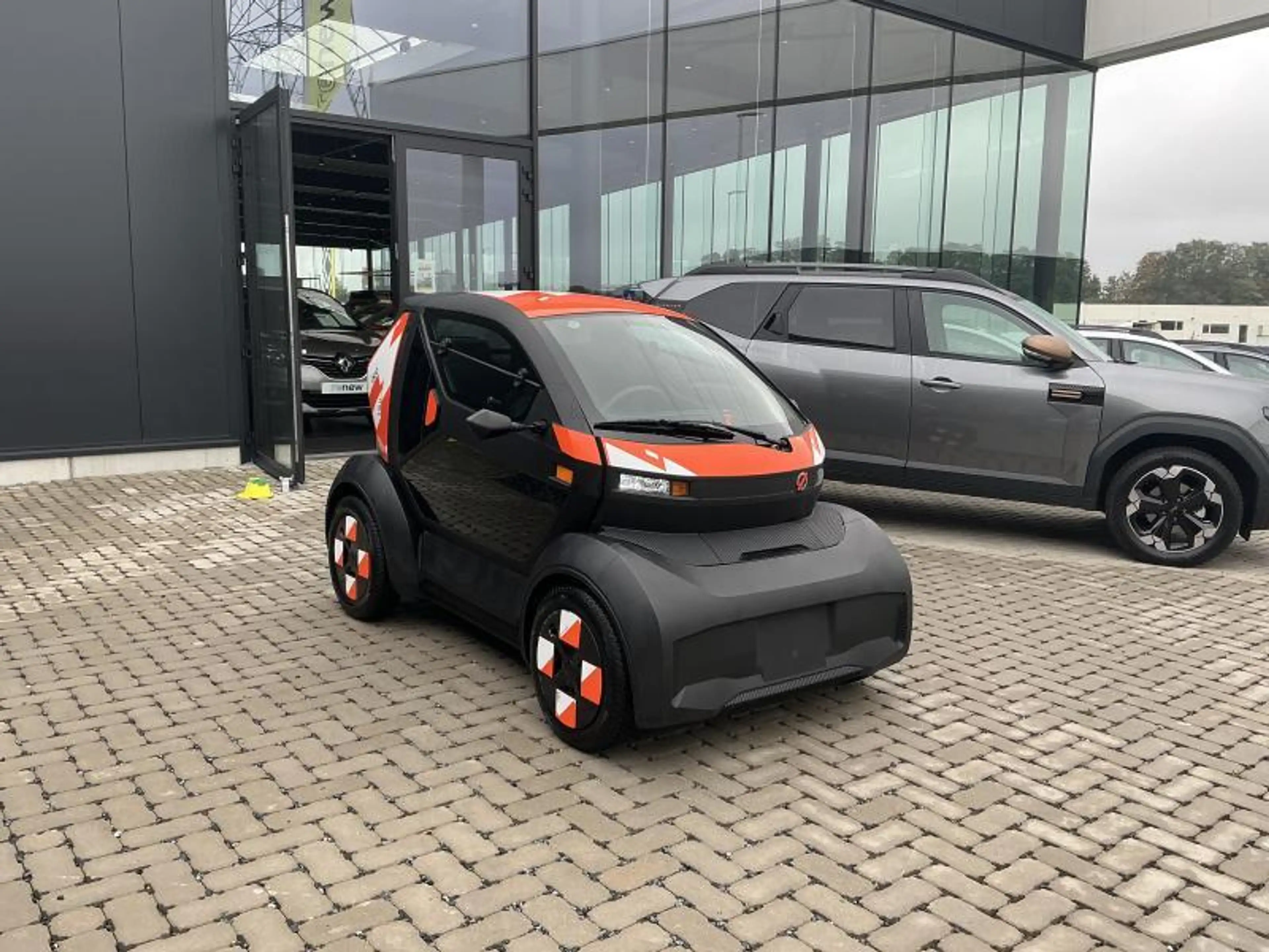 Renault Twizy MOBILIZE DUO 80 — photo 3