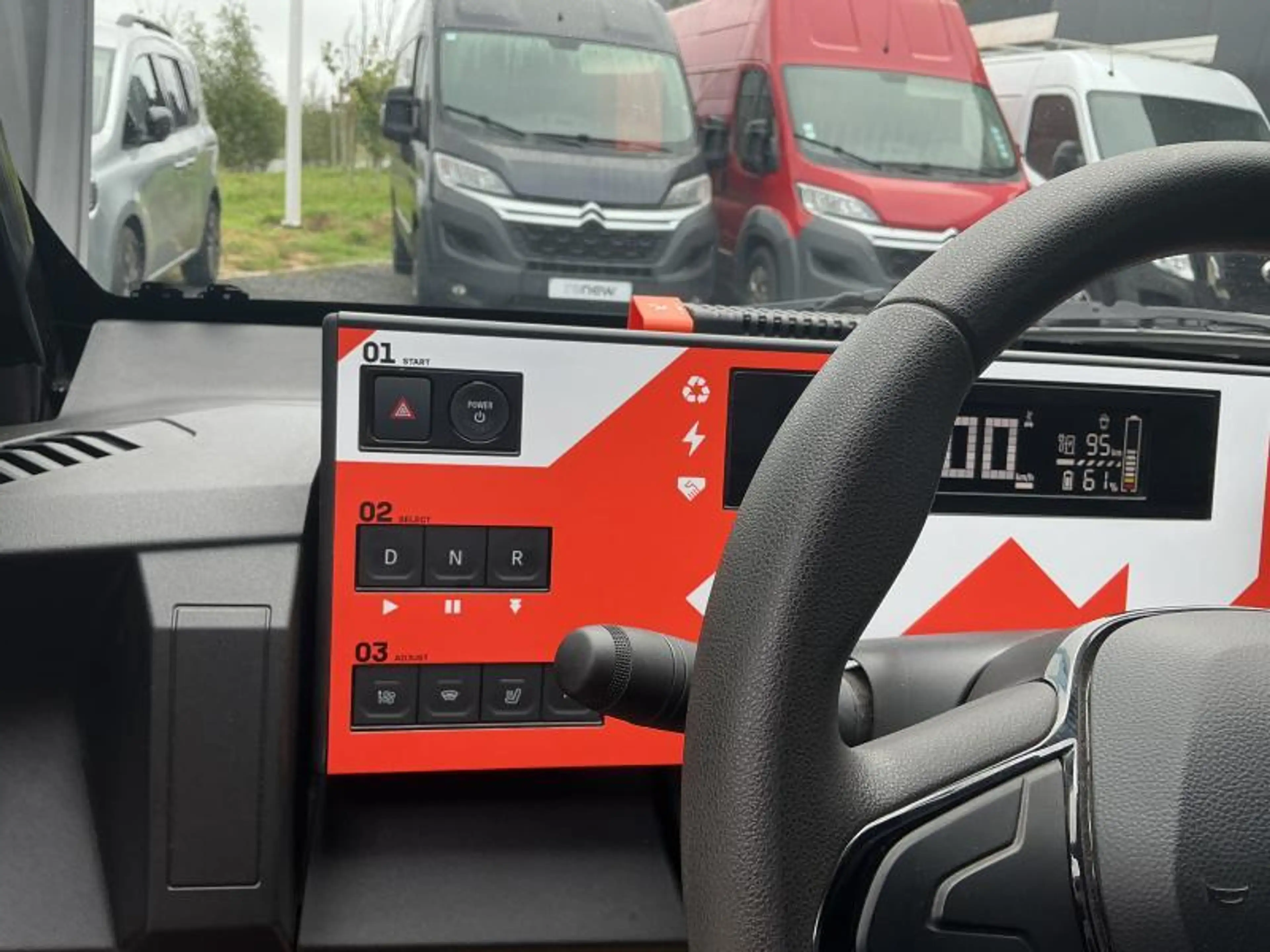 Renault Twizy MOBILIZE DUO 80 — photo 11