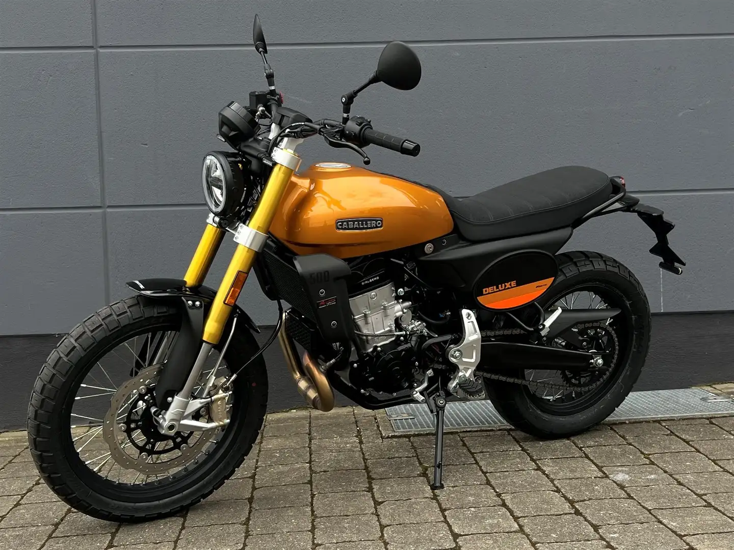 Fantic Caballero 500 Modell 2025!!! Vorführer!!! Oranje - 2