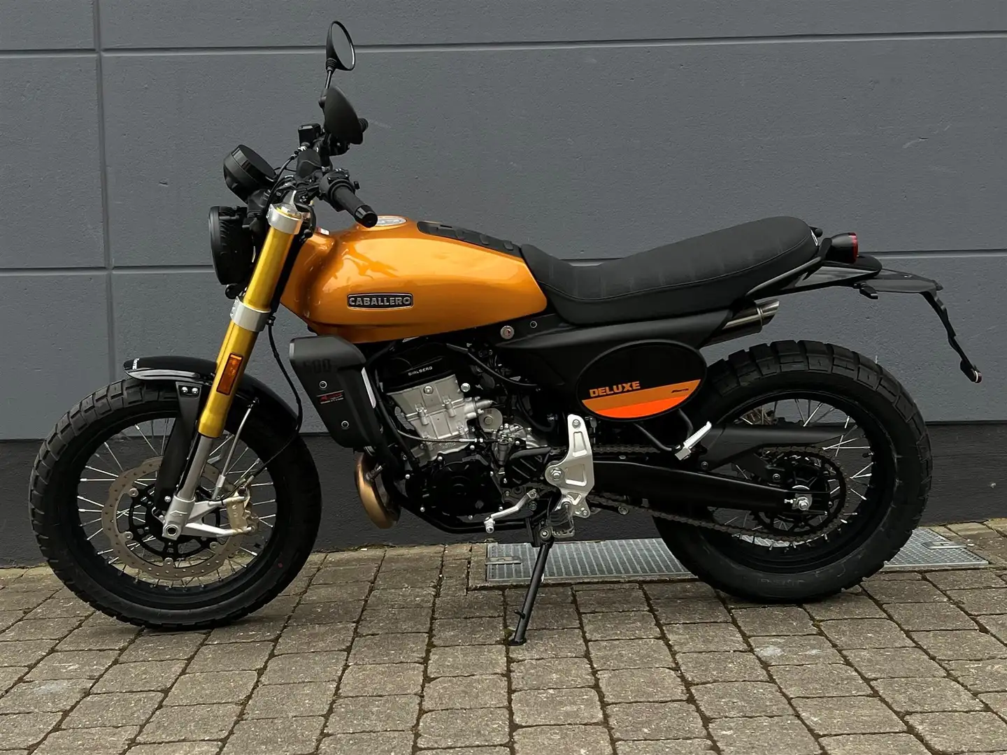 Fantic Caballero 500 Modell 2025!!! Vorführer!!! Oranje - 1