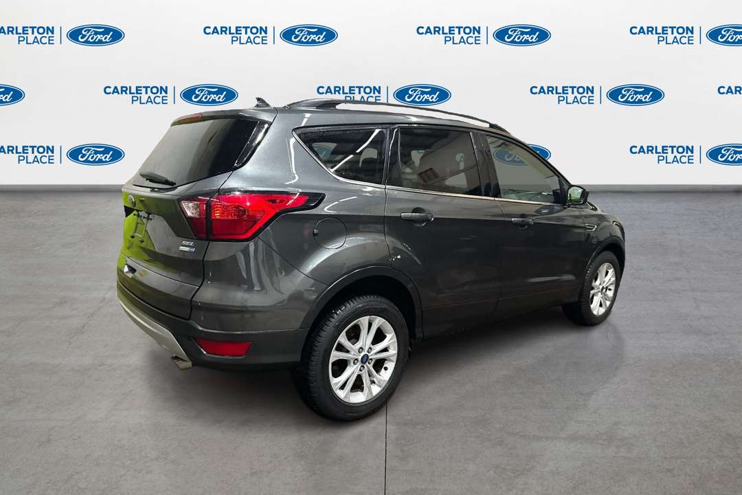 2019 Ford Escape SEL 4WD  | Power Liftgate Park Assist Heated Seats — снимка 1