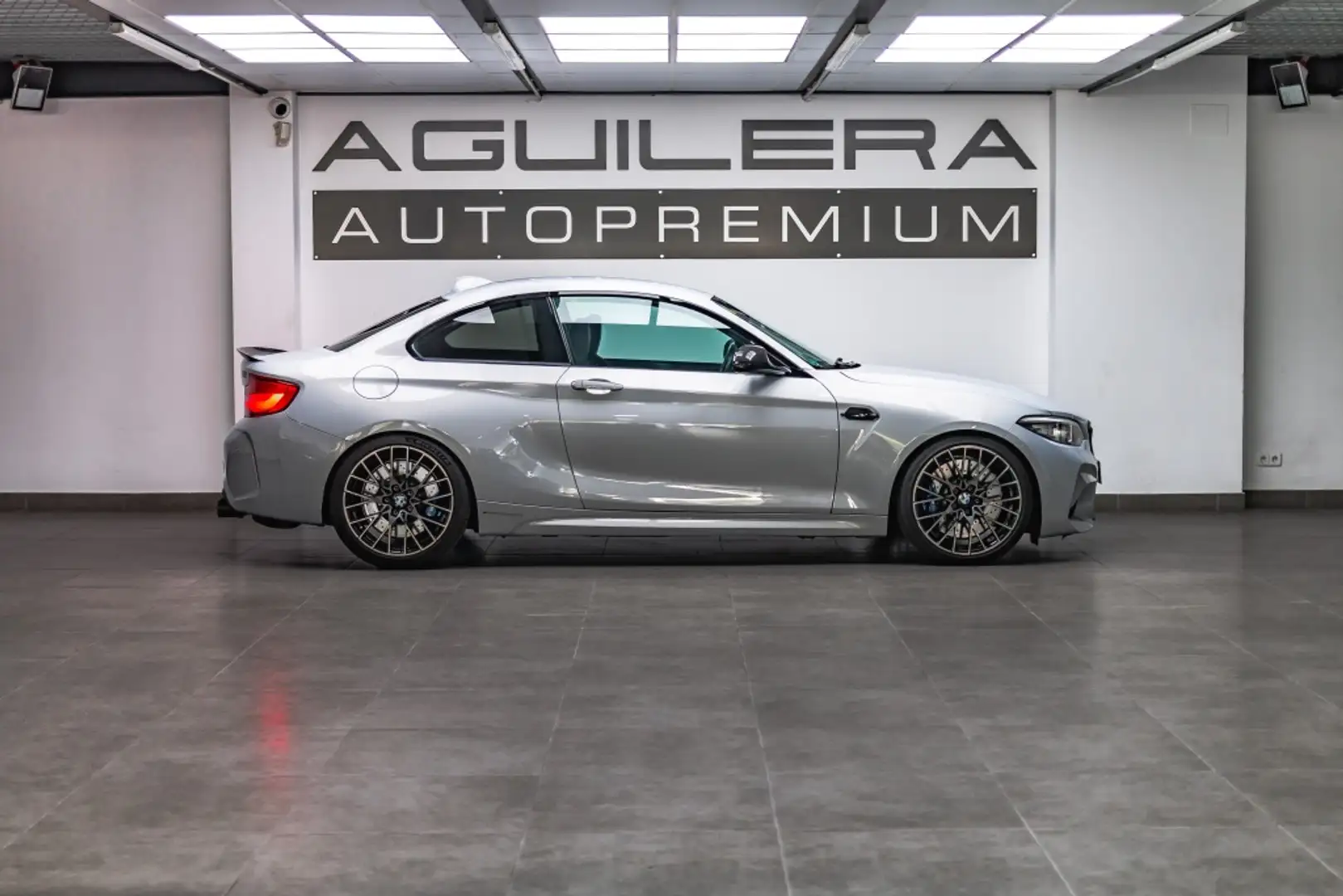 BMW M2 Competition Gris - 2