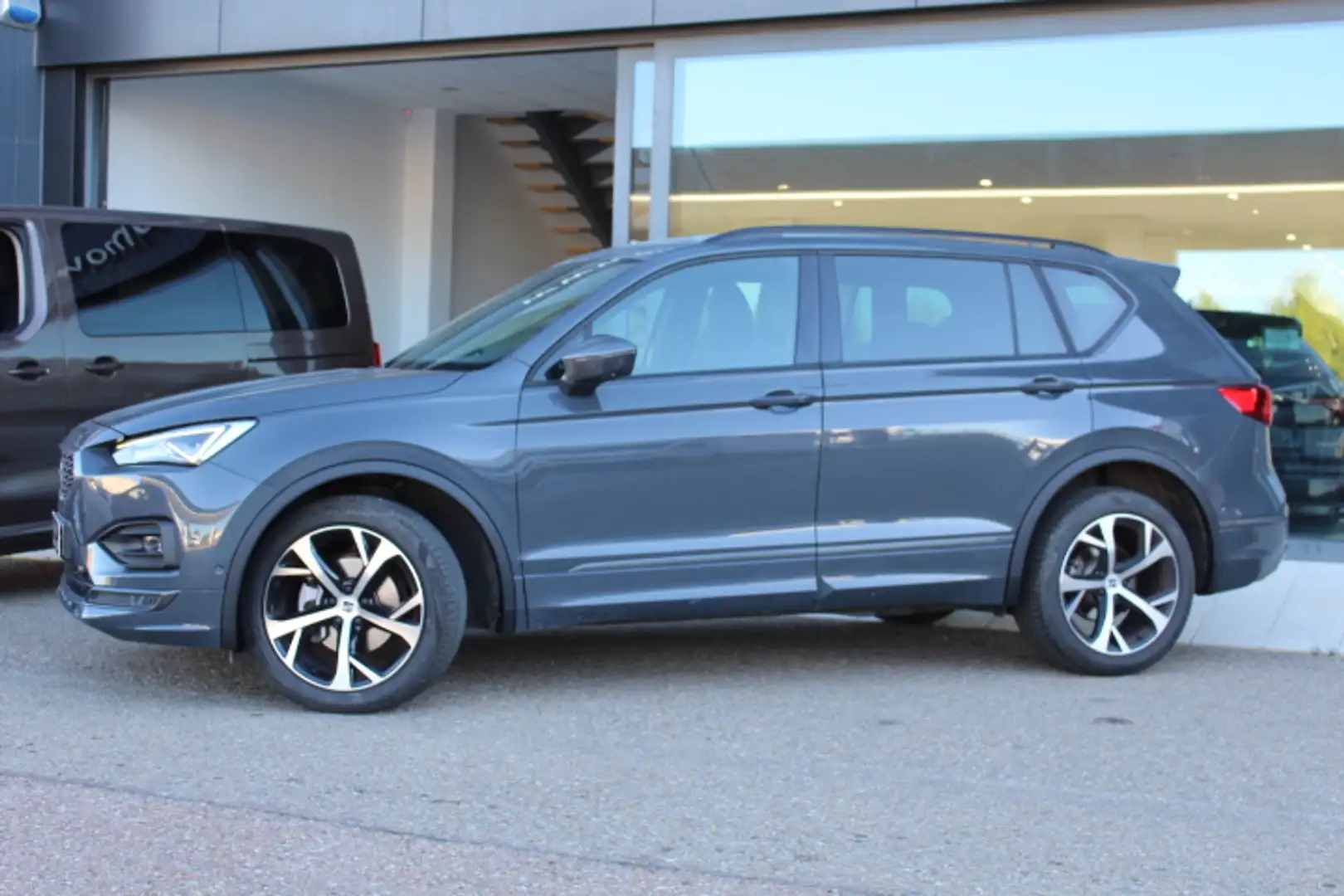 SEAT Tarraco 2.0TDI S&S FR DSG-7 150 Gris - 2