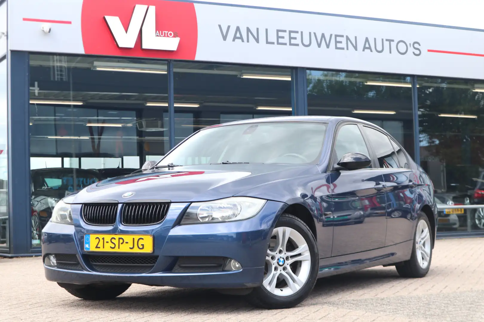 BMW 318 3-serie 318i High Executive | Nieuw binnen! | Crui Blue - 1