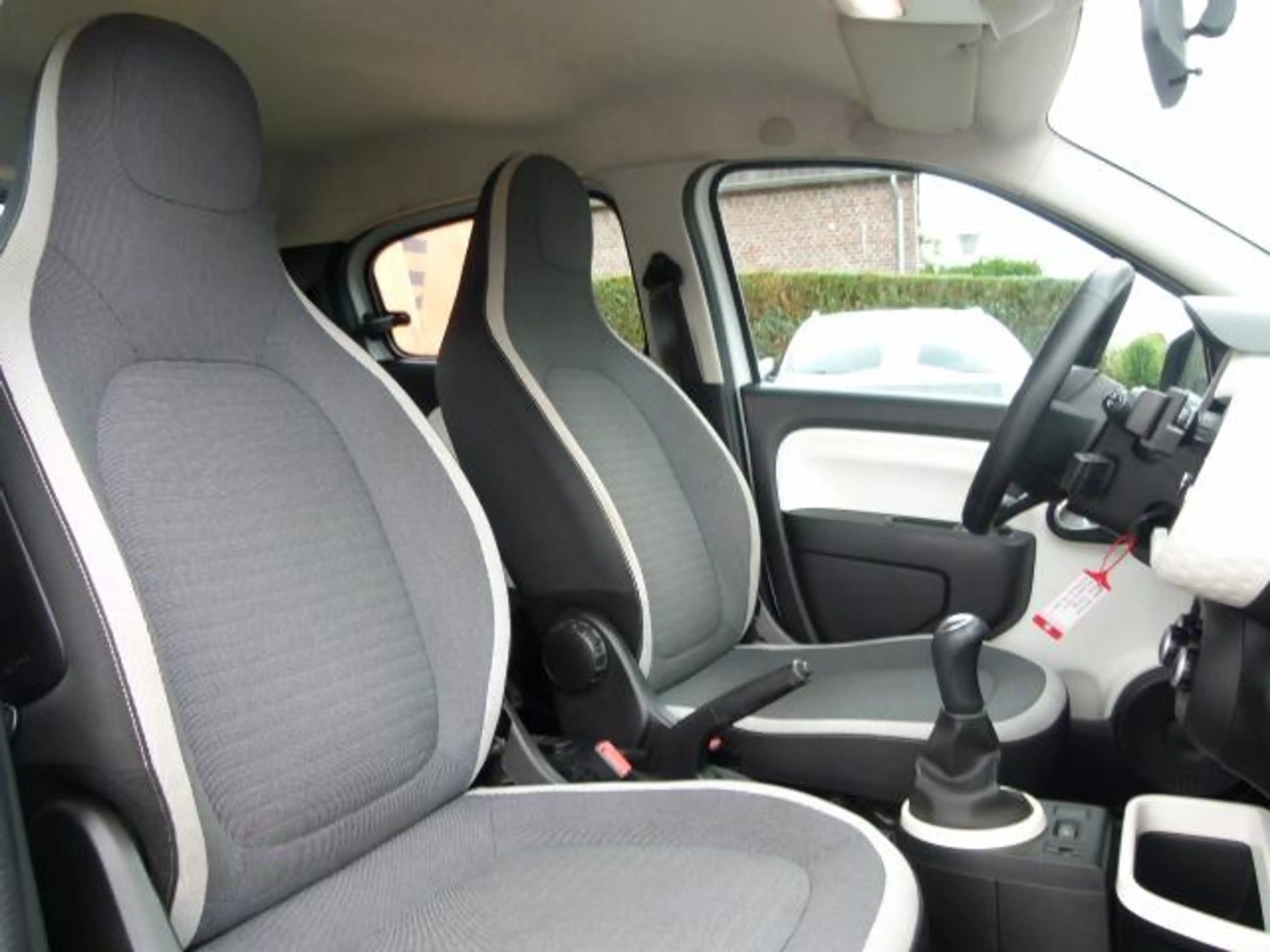 Renault Twingo 1.0 SCe Collection, AIRCO/EL.RAMEN/CV AFSTAND/BT — photo 9
