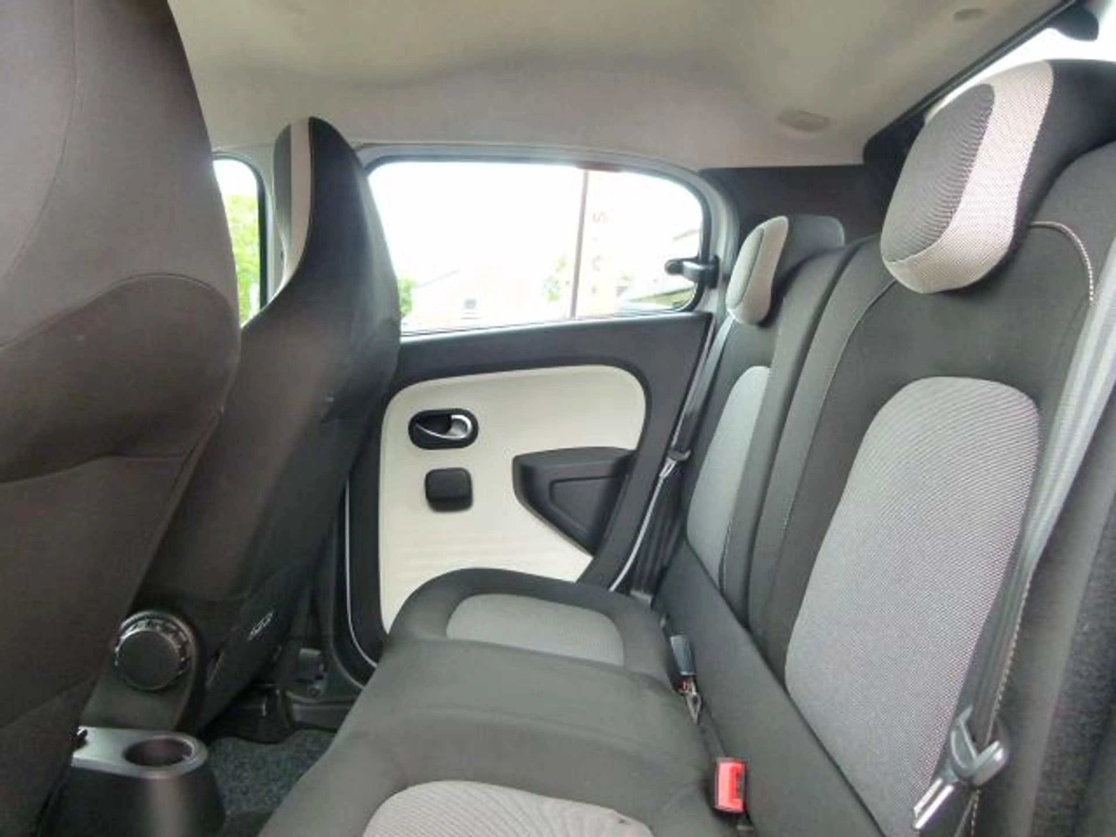 Renault Twingo 1.0 SCe Collection, AIRCO/EL.RAMEN/CV AFSTAND/BT — photo 12