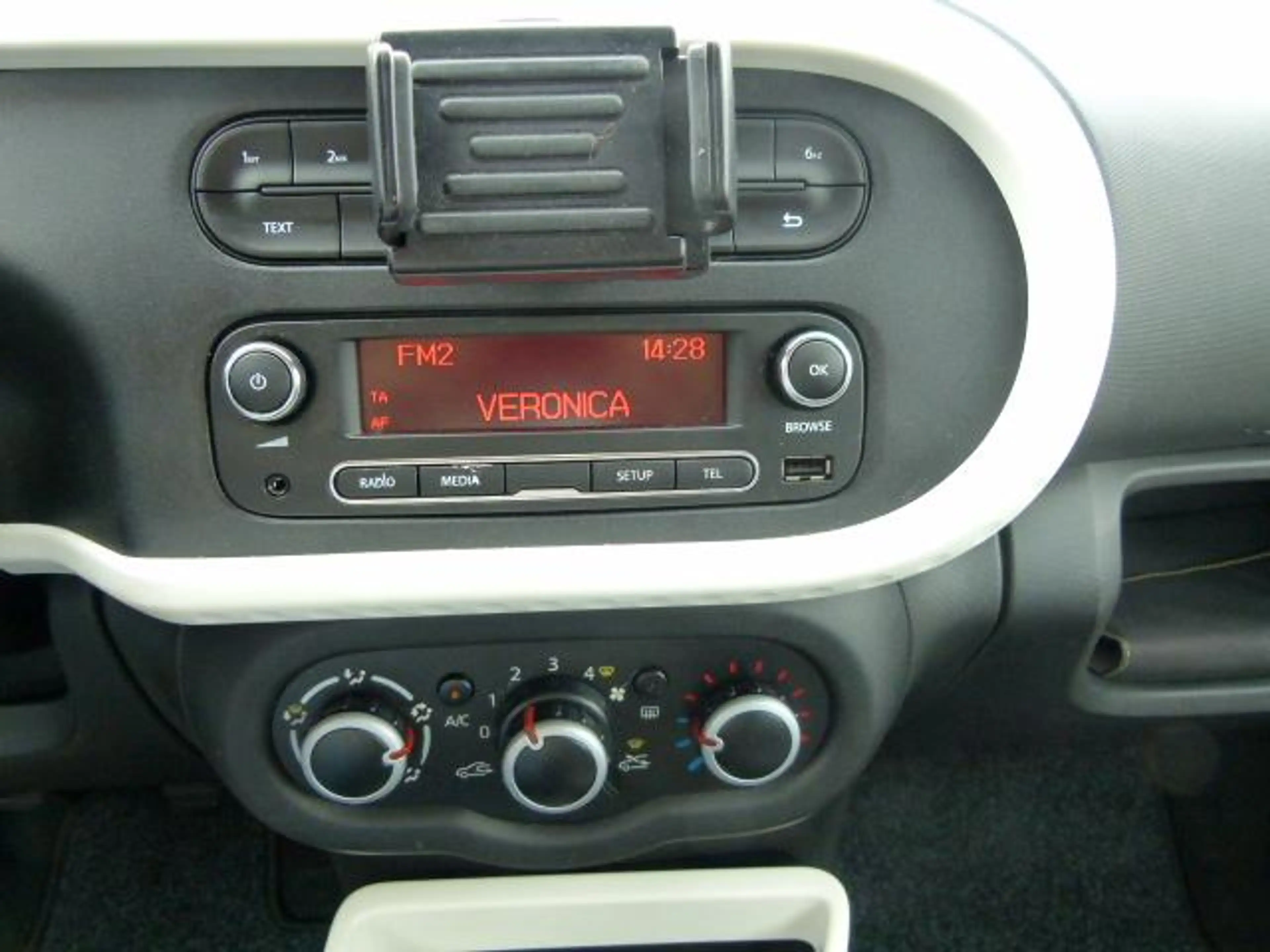 Renault Twingo 1.0 SCe Collection, AIRCO/EL.RAMEN/CV AFSTAND/BT — photo 19