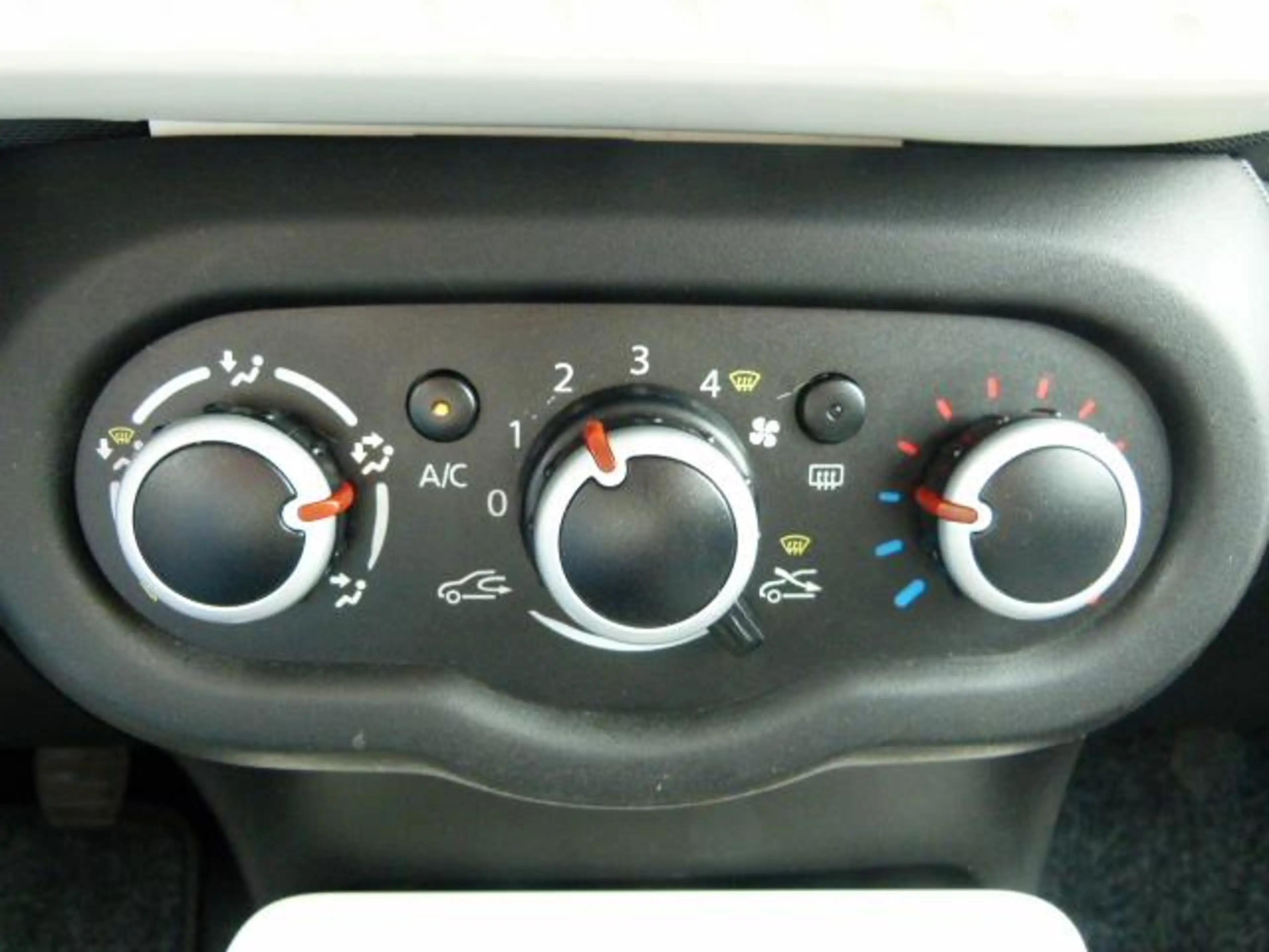 Renault Twingo 1.0 SCe Collection, AIRCO/EL.RAMEN/CV AFSTAND/BT — photo 22