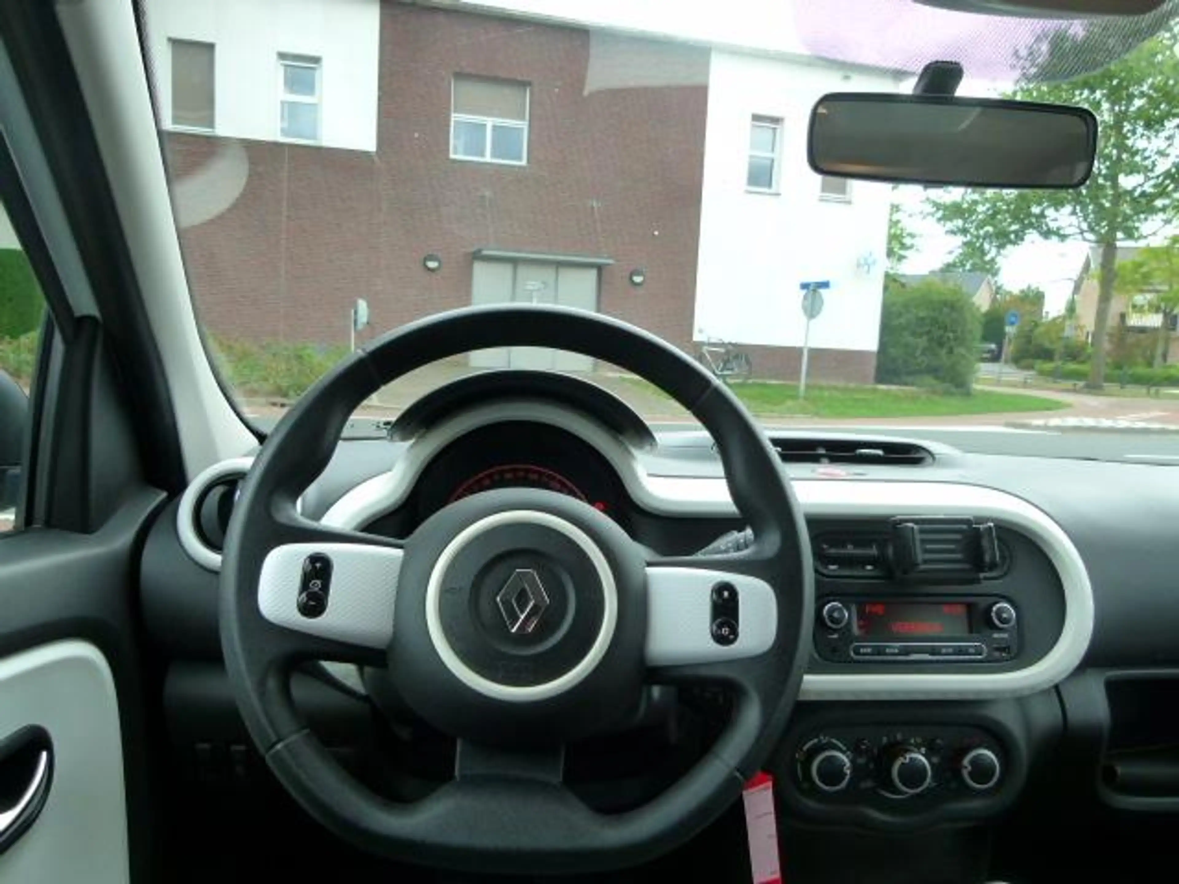 Renault Twingo 1.0 SCe Collection, AIRCO/EL.RAMEN/CV AFSTAND/BT — photo 11