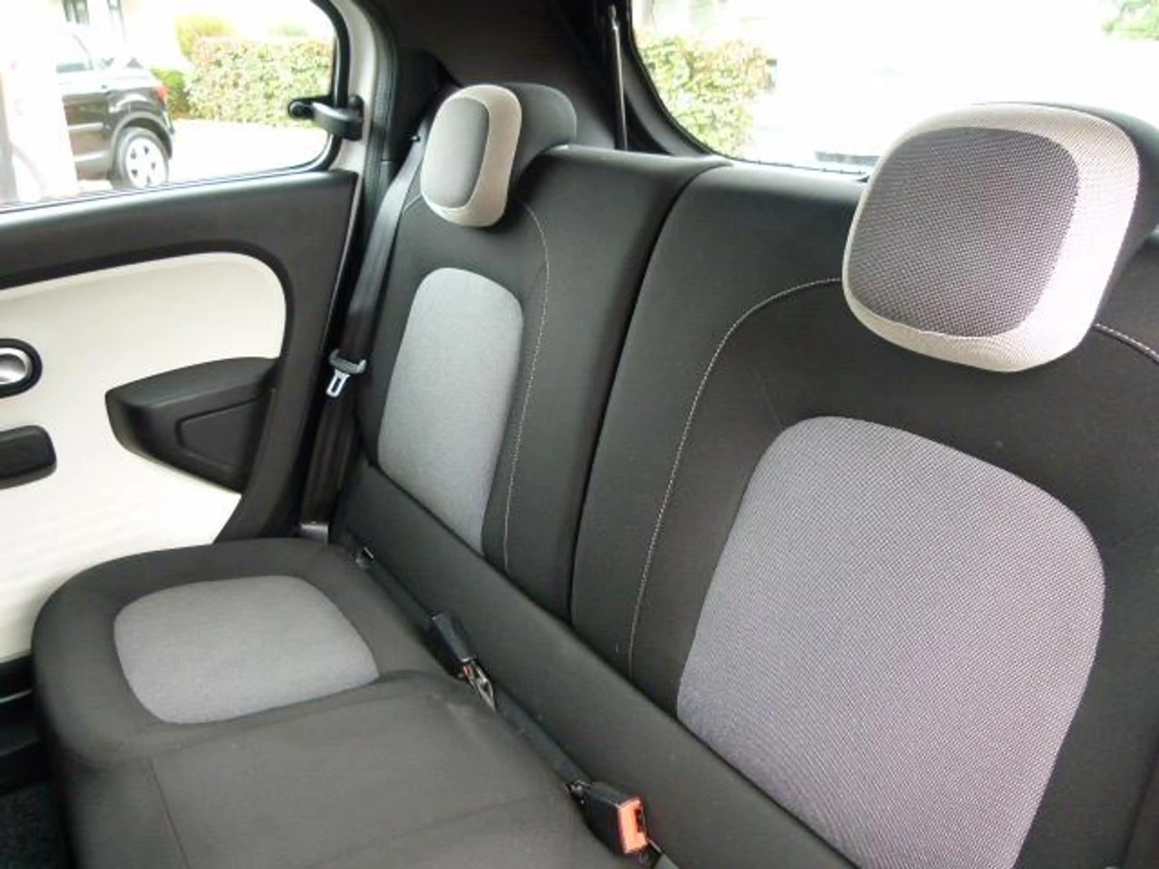 Renault Twingo 1.0 SCe Collection, AIRCO/EL.RAMEN/CV AFSTAND/BT — photo 13