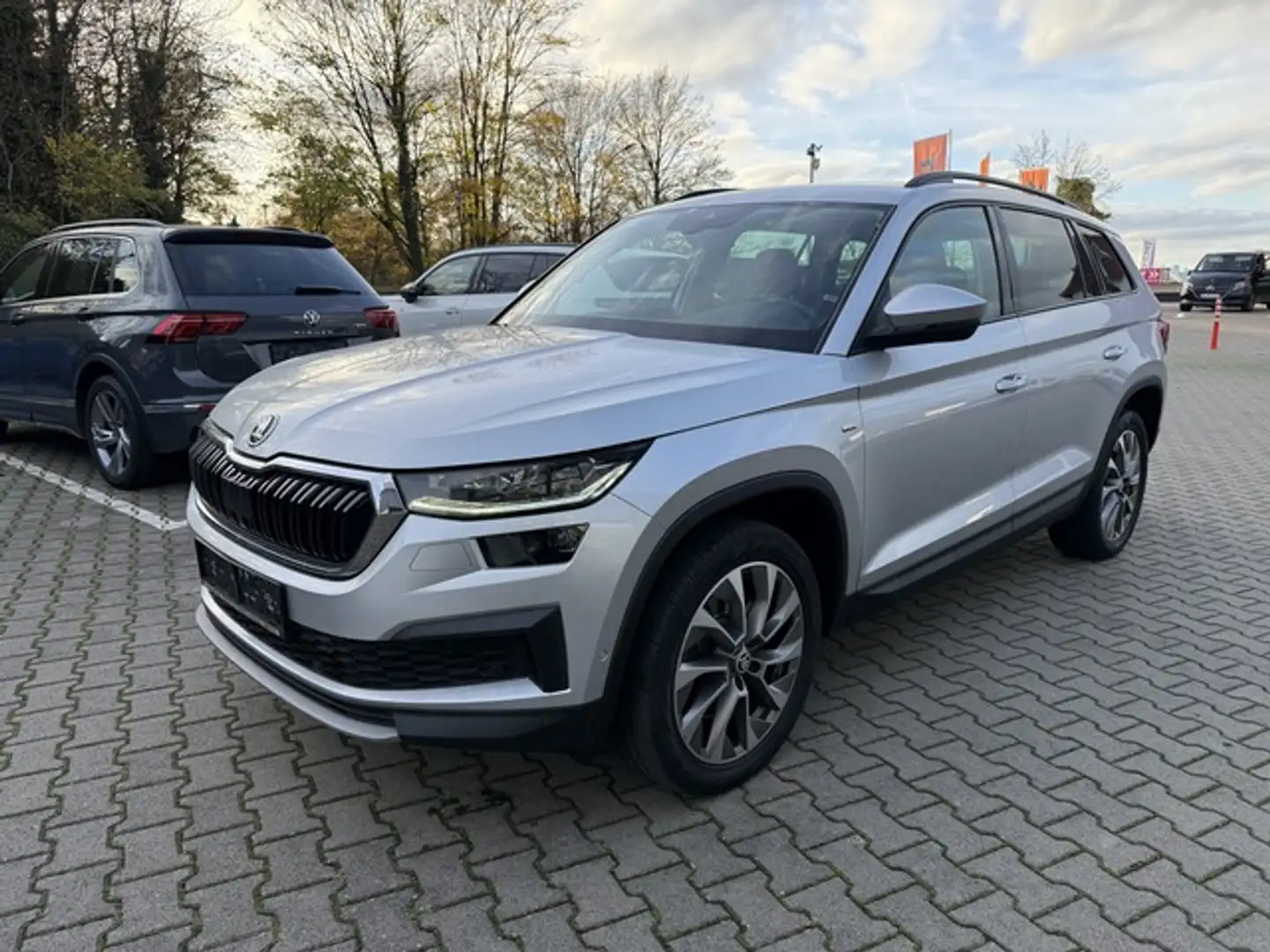 Skoda Kodiaq Clever 4x4 Silber - 2