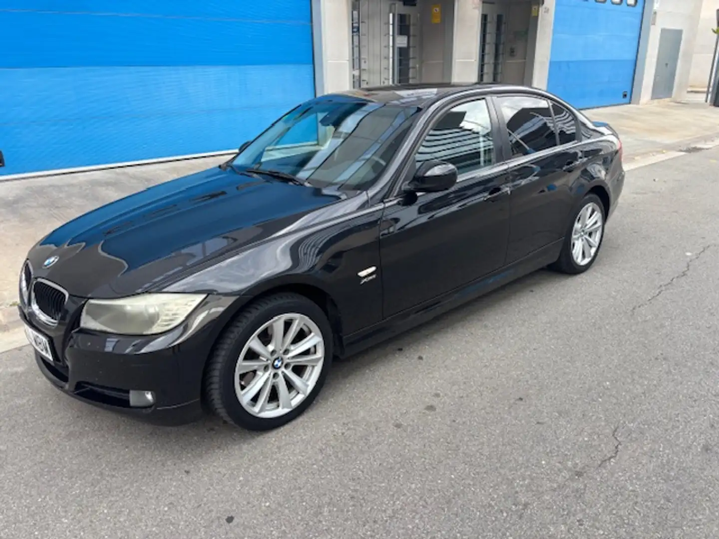 BMW 320 320d Efficient Dynamics Edition Schwarz - 2