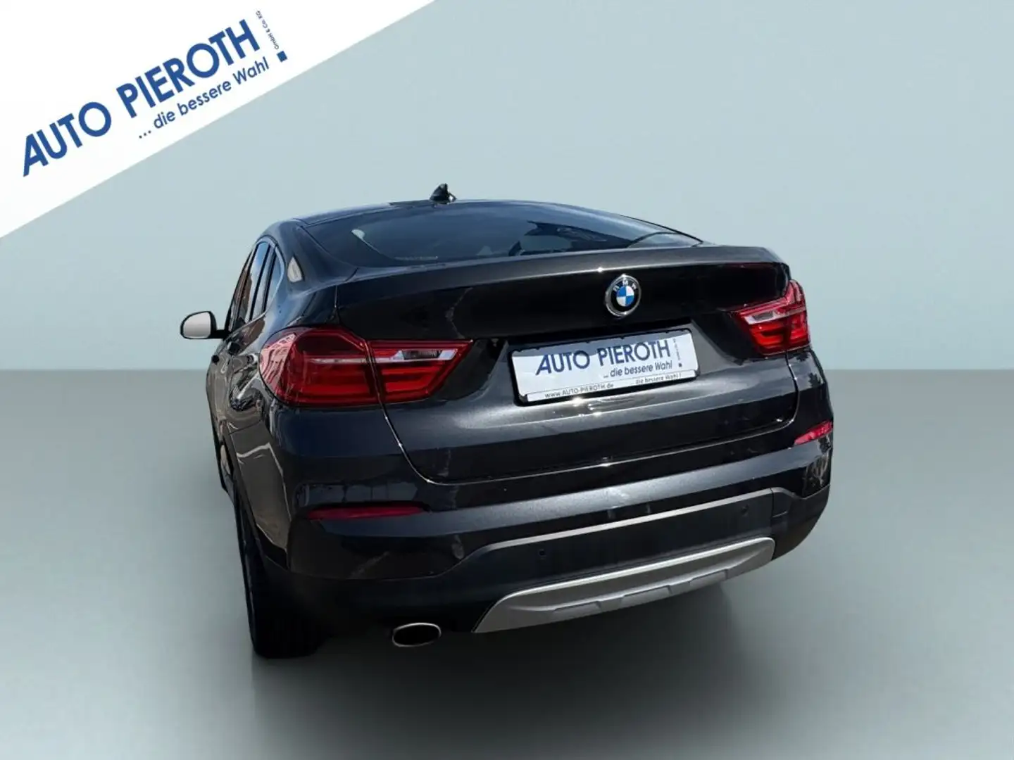 BMW X4 xDrive20d Aut. xLine Grau - 2