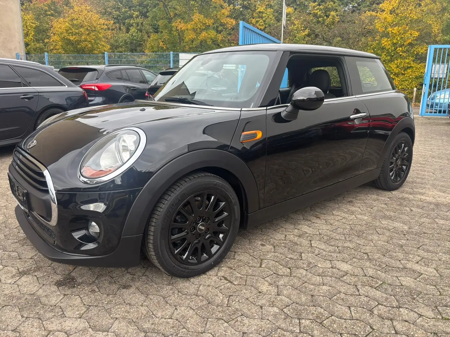MINI One Mini ONE Sitzheizung/Bluetooth/PDC Schwarz - 2
