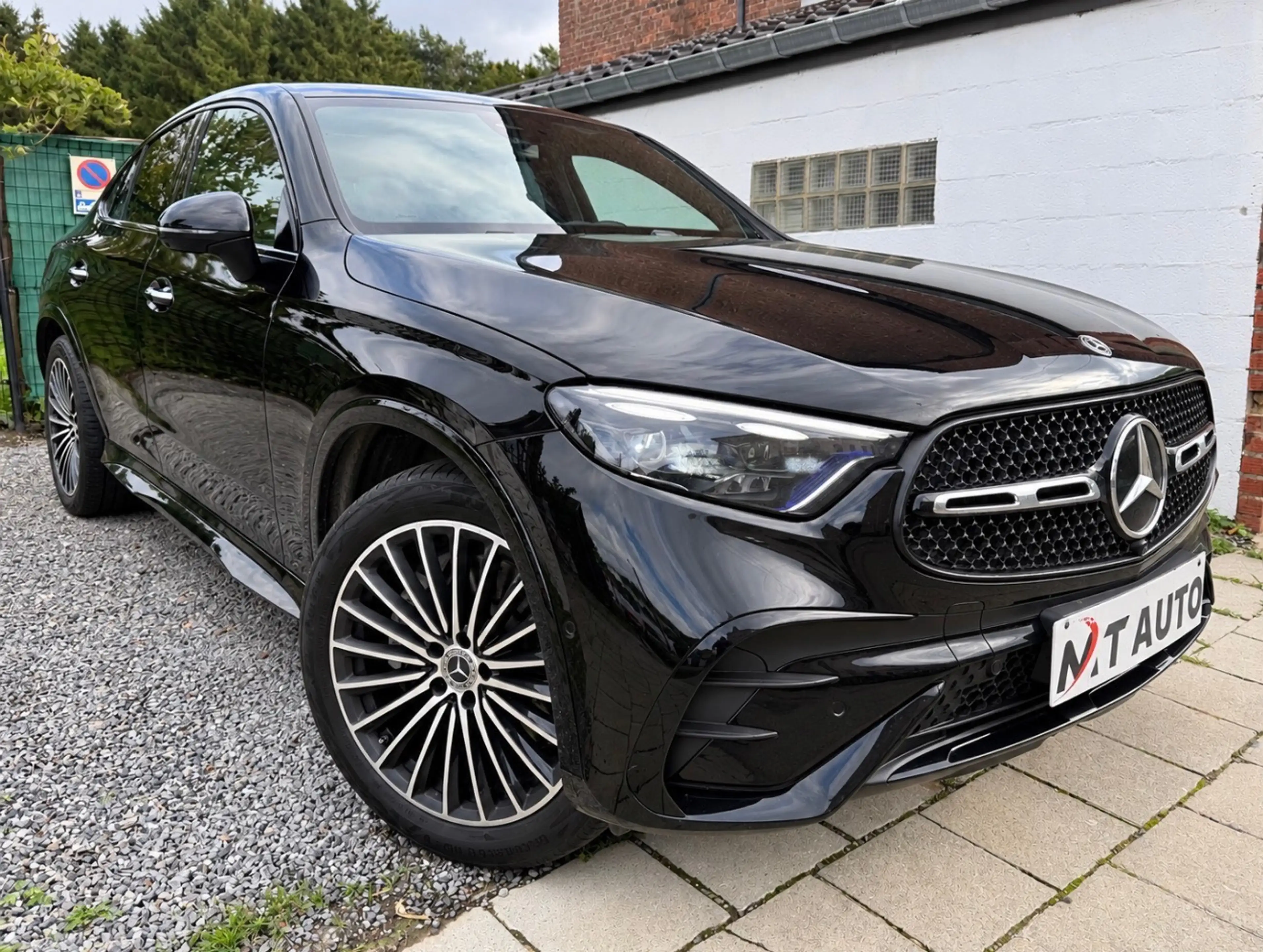 Mercedes-Benz GLC 200 d Coupé AMG-Line 4-Matic *GARANTIE CONSTRUCTEUR* — photo 4
