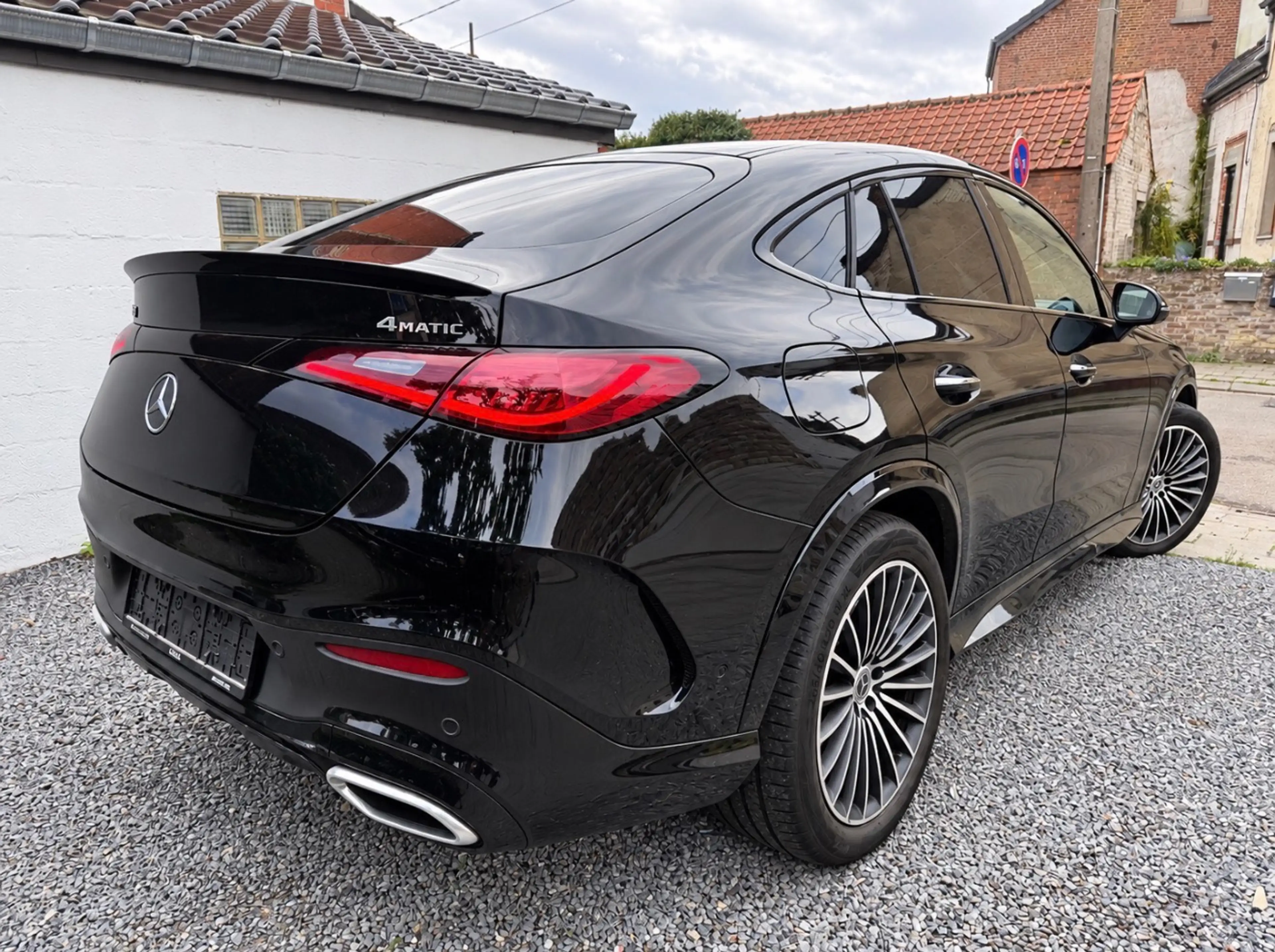 Mercedes-Benz GLC 200 d Coupé AMG-Line 4-Matic *GARANTIE CONSTRUCTEUR* — photo 2