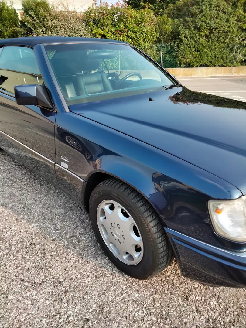Mercedes-Benz E 200 Classe E - W124 Cabrio Cabrio Blauw - 2