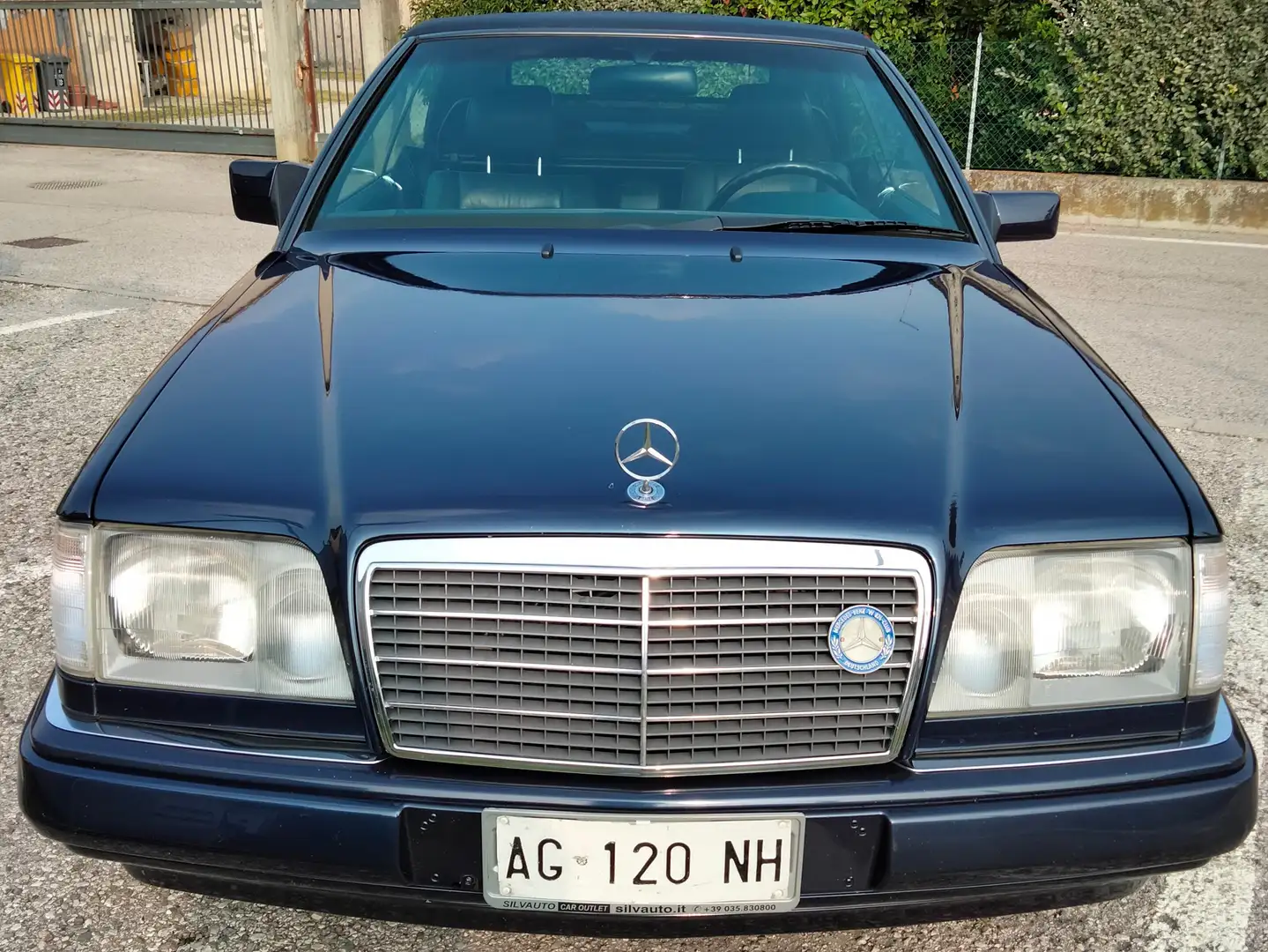 Mercedes-Benz E 200 Classe E - W124 Cabrio Cabrio Blauw - 1