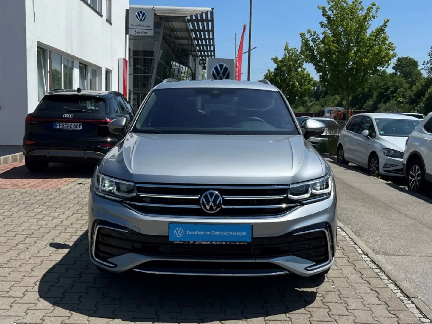 Volkswagen Tiguan Allspace R-Line 4M 2.0TDI DSG AHK*ACC*IQ!!! Silber - 2