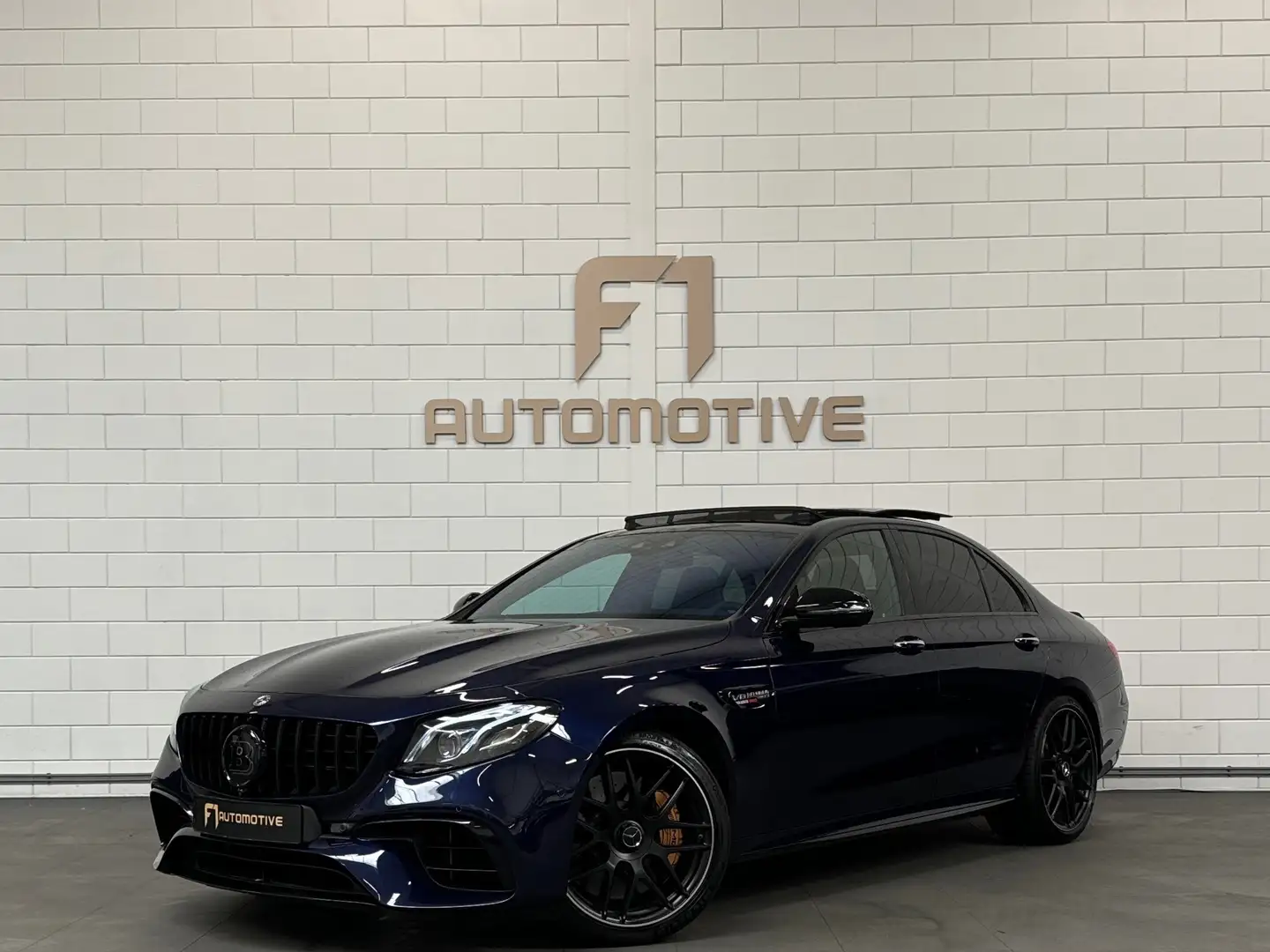 Mercedes-Benz E 63 AMG S 4M+ BRABUS 800|Pano|Akra|BTW Bleu - 1