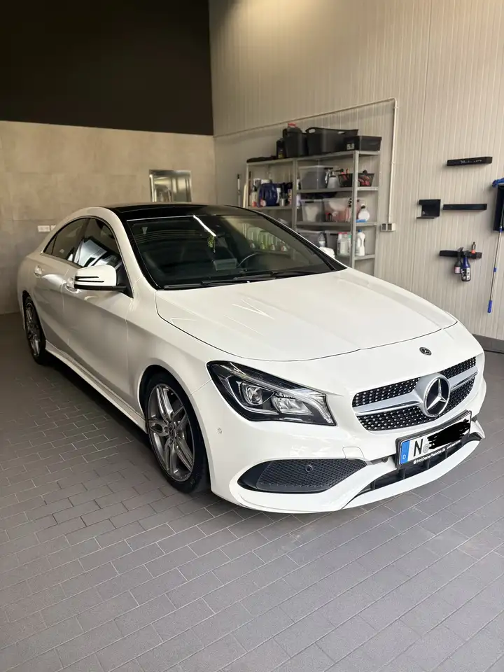 Mercedes-Benz CLA 180