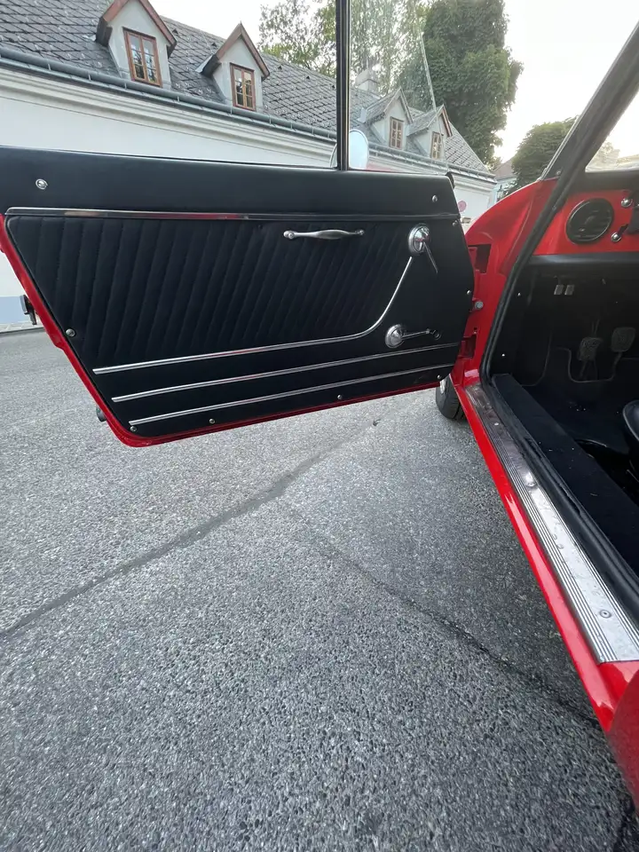 Alfa Romeo Spider „Rundheck“ / Osso di seppia) Junior 1300, foto 3
