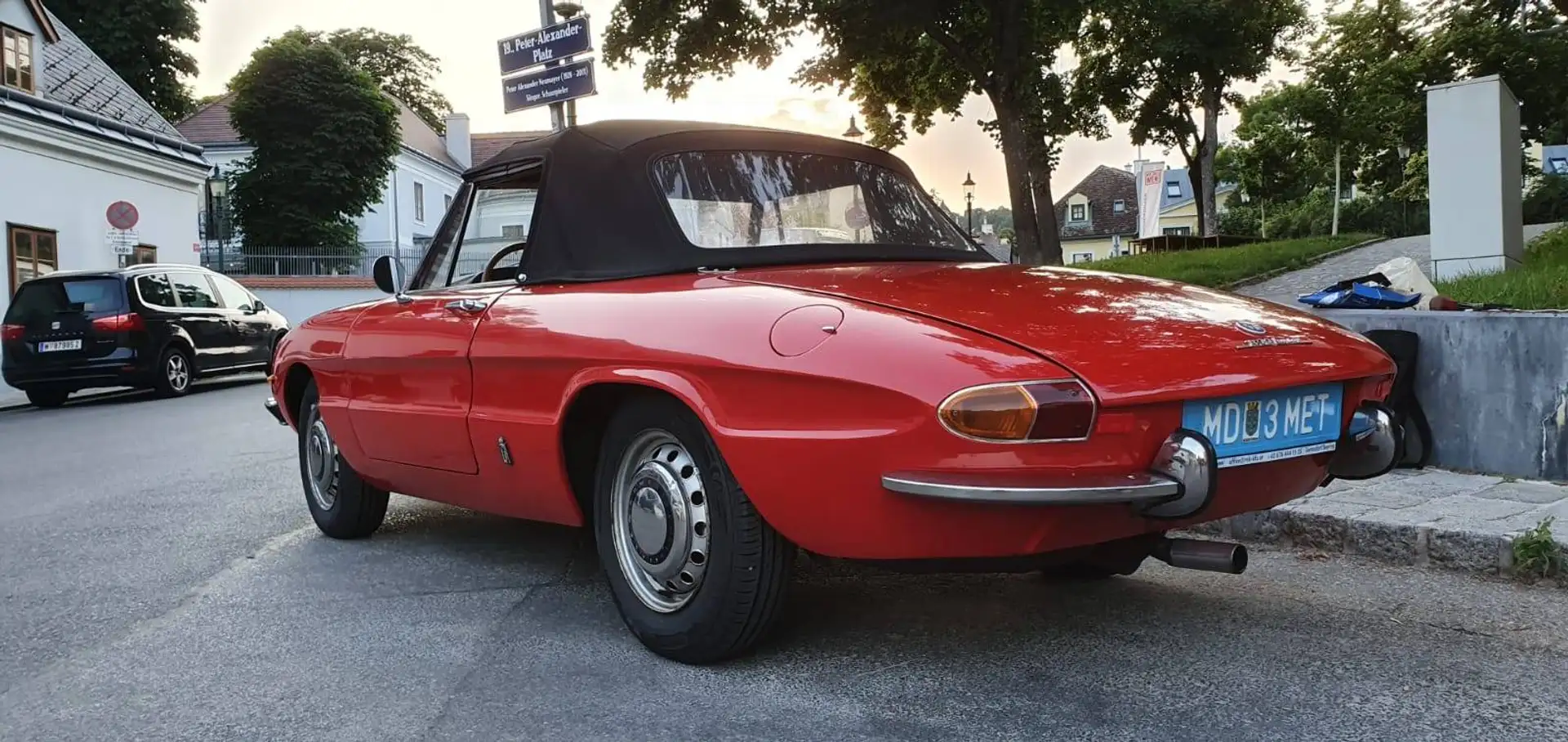 Alfa Romeo Spider „Rundheck“ / Osso di seppia) Junior 1300 Rot - 1