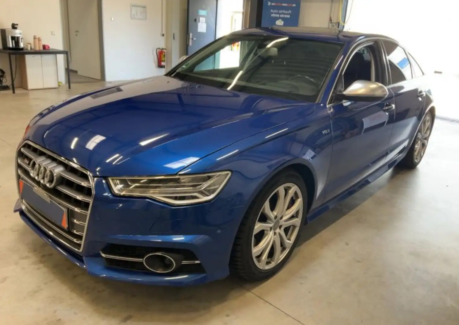 Audi S6 Lim. 4.0 TFSI quattro*Matrix*Bose*HUD*Massage Blau - 1