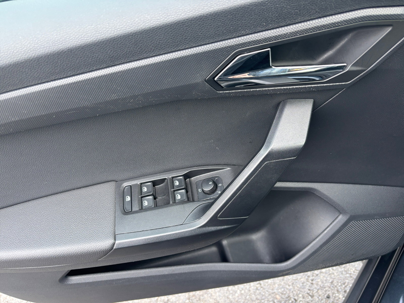 SEAT Arona Arona Move! 1.0 TSI 95PS (70kW) MANUEEL 5G Start/Stop EURO 6 DG — photo 14