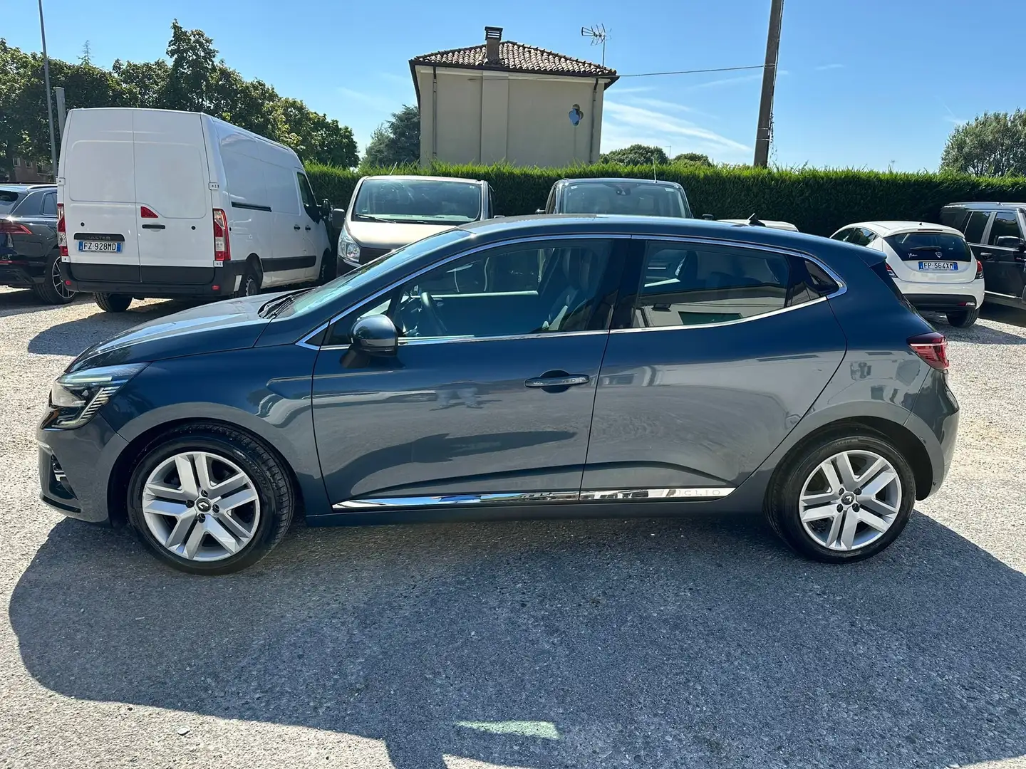 Renault Clio AUTOMATICA! Clio 1.3 tce Intens 130cv edc Grigio - 2