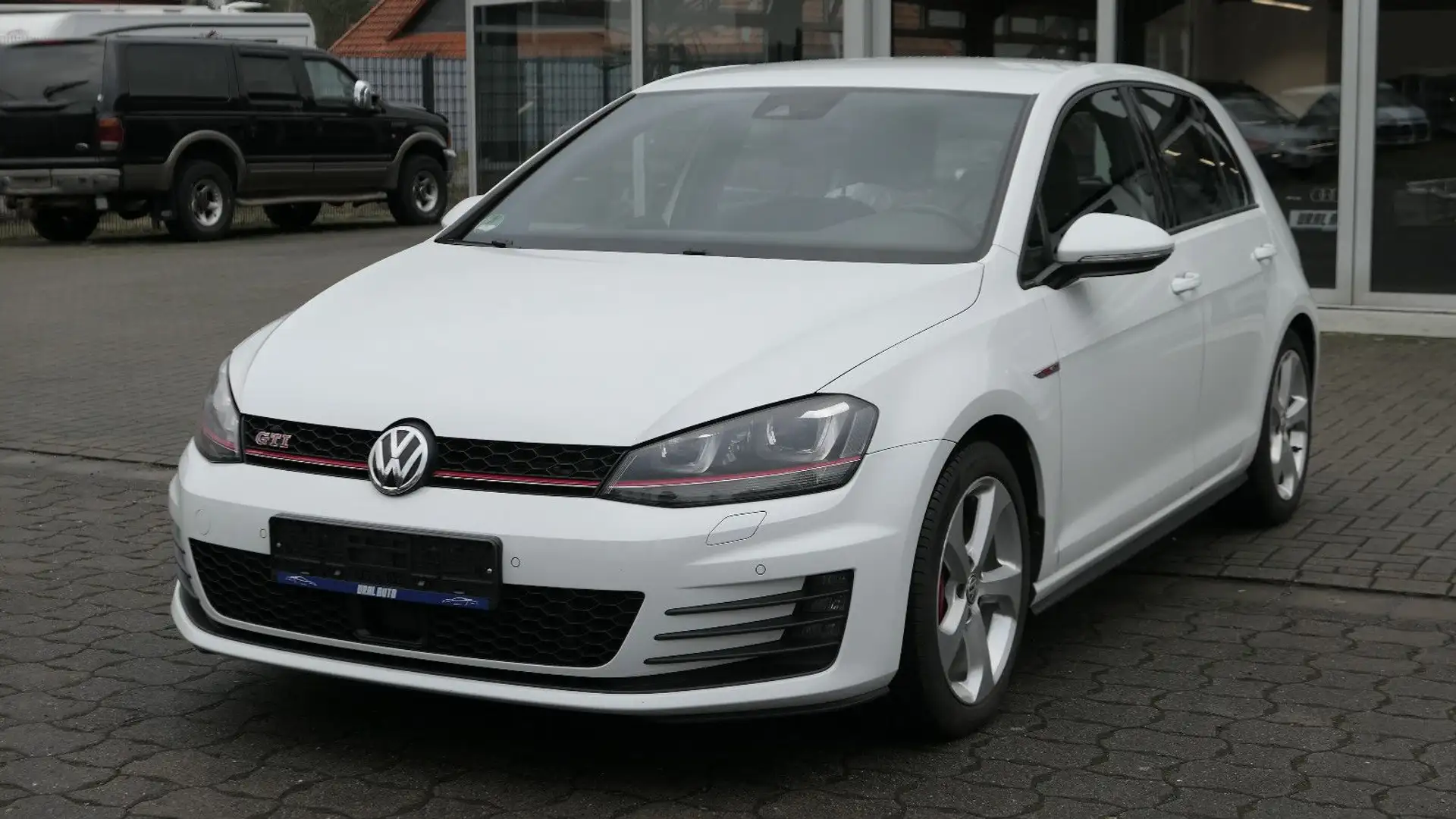 Volkswagen Golf VII. GTI Performance/LED/ACC/8-Alu/Euro6 Weiß - 1