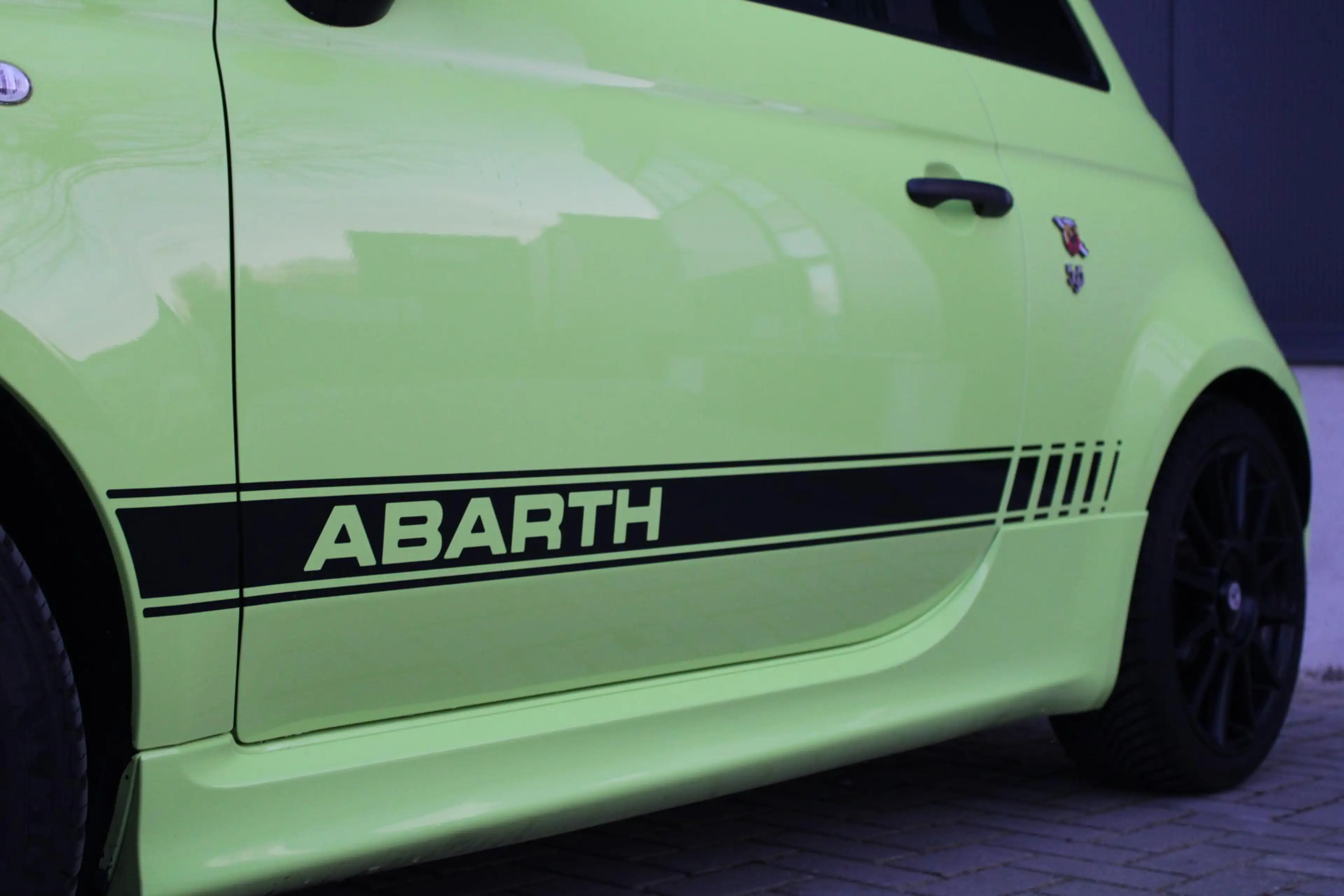 Abarth 595 Competizione 70th Anniversary 1.4 T-Jet | Pan.Dak | Sabelt | Or — photo 27