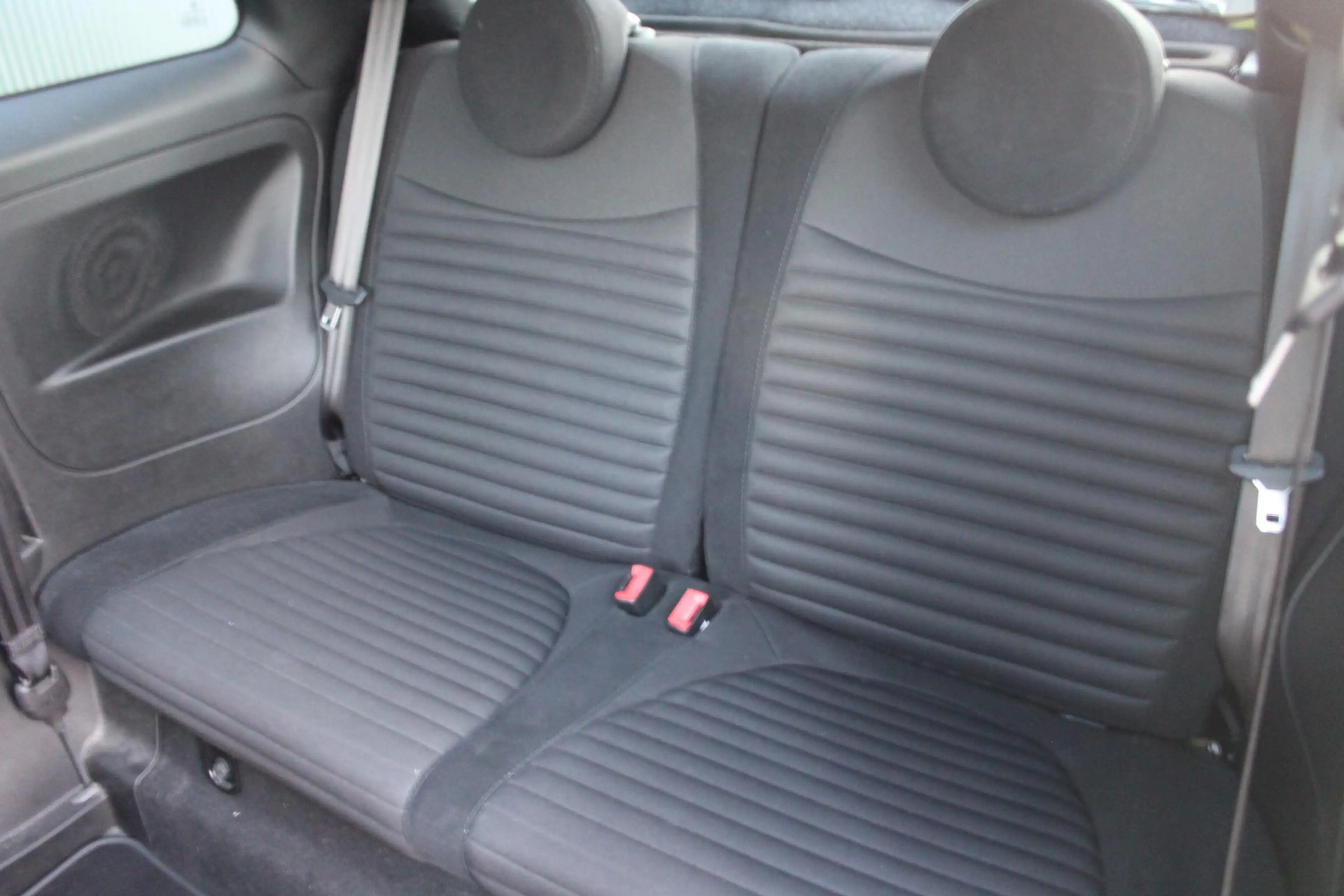Abarth 595 Competizione 70th Anniversary 1.4 T-Jet | Pan.Dak | Sabelt | Or — photo 6