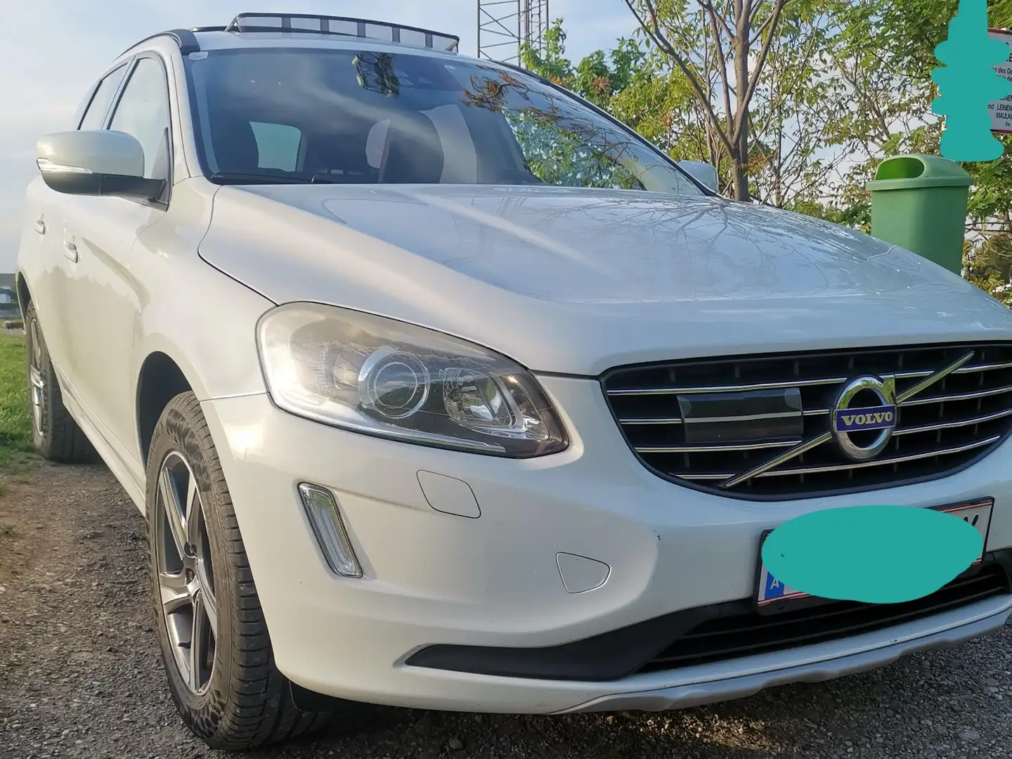 Volvo XC60 XC60 D4 Momentum Geartronic Momentum Weiß - 1