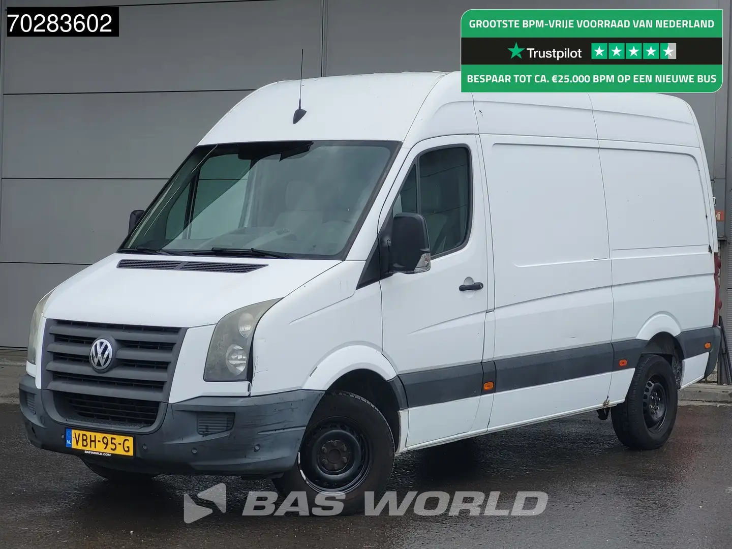 Volkswagen Crafter 109pk L2H2 2.5TDI Trekhaak Airco Parkeersensoren E Wit - 1