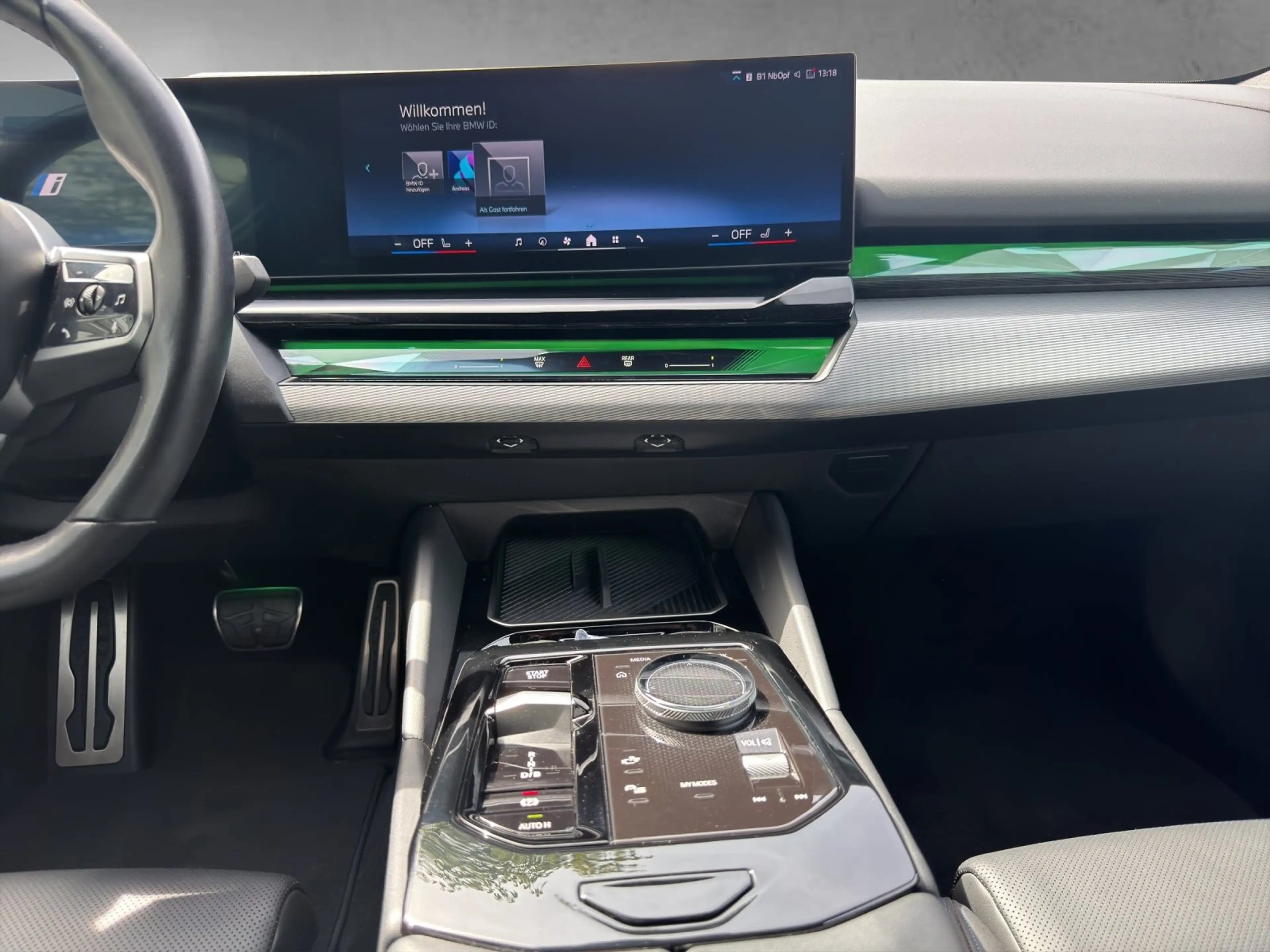 BMW i5 eDrive40 M SportPro ACC 360° H&K HUD — photo 19