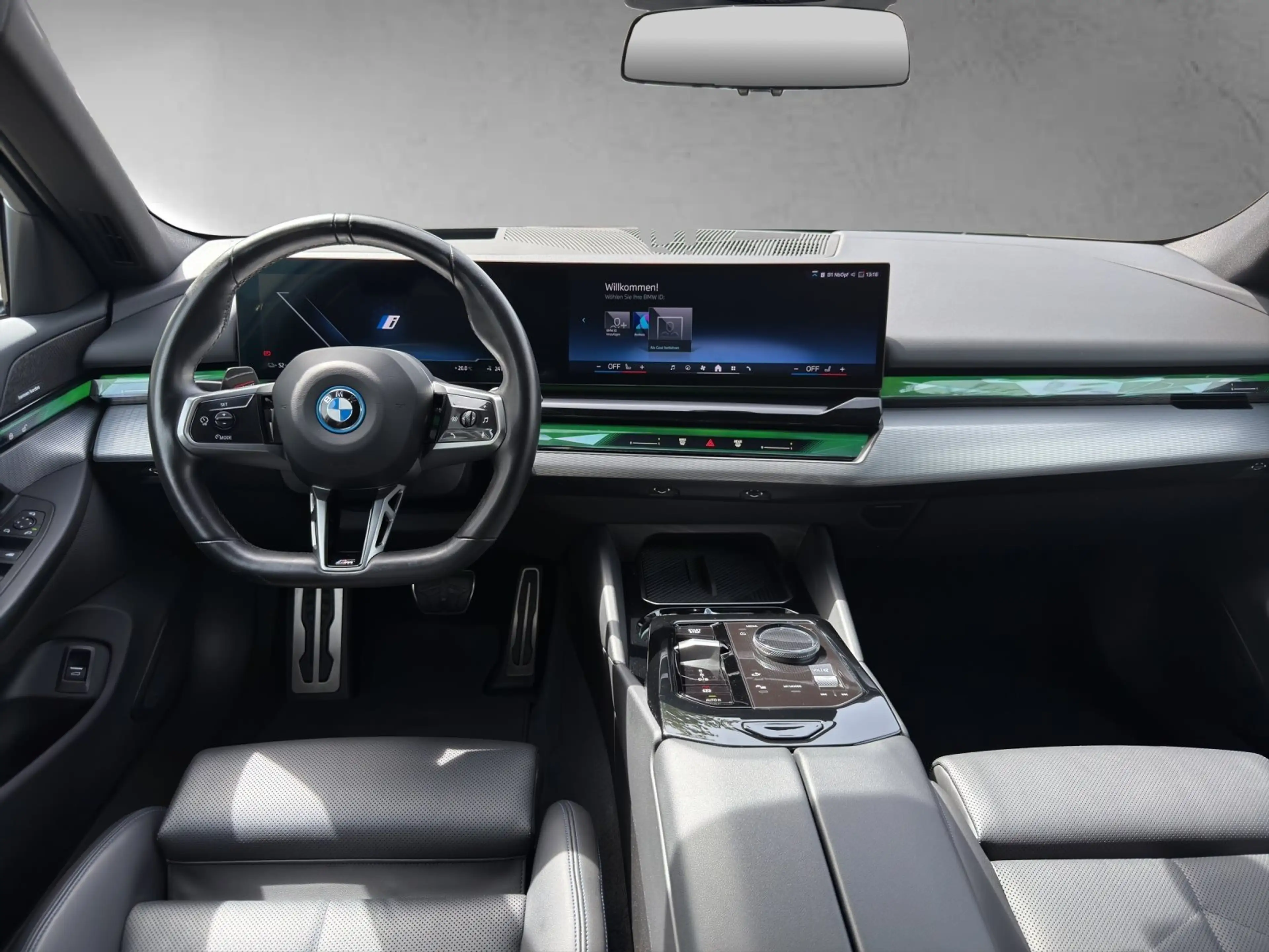 BMW i5 eDrive40 M SportPro ACC 360° H&K HUD — photo 15