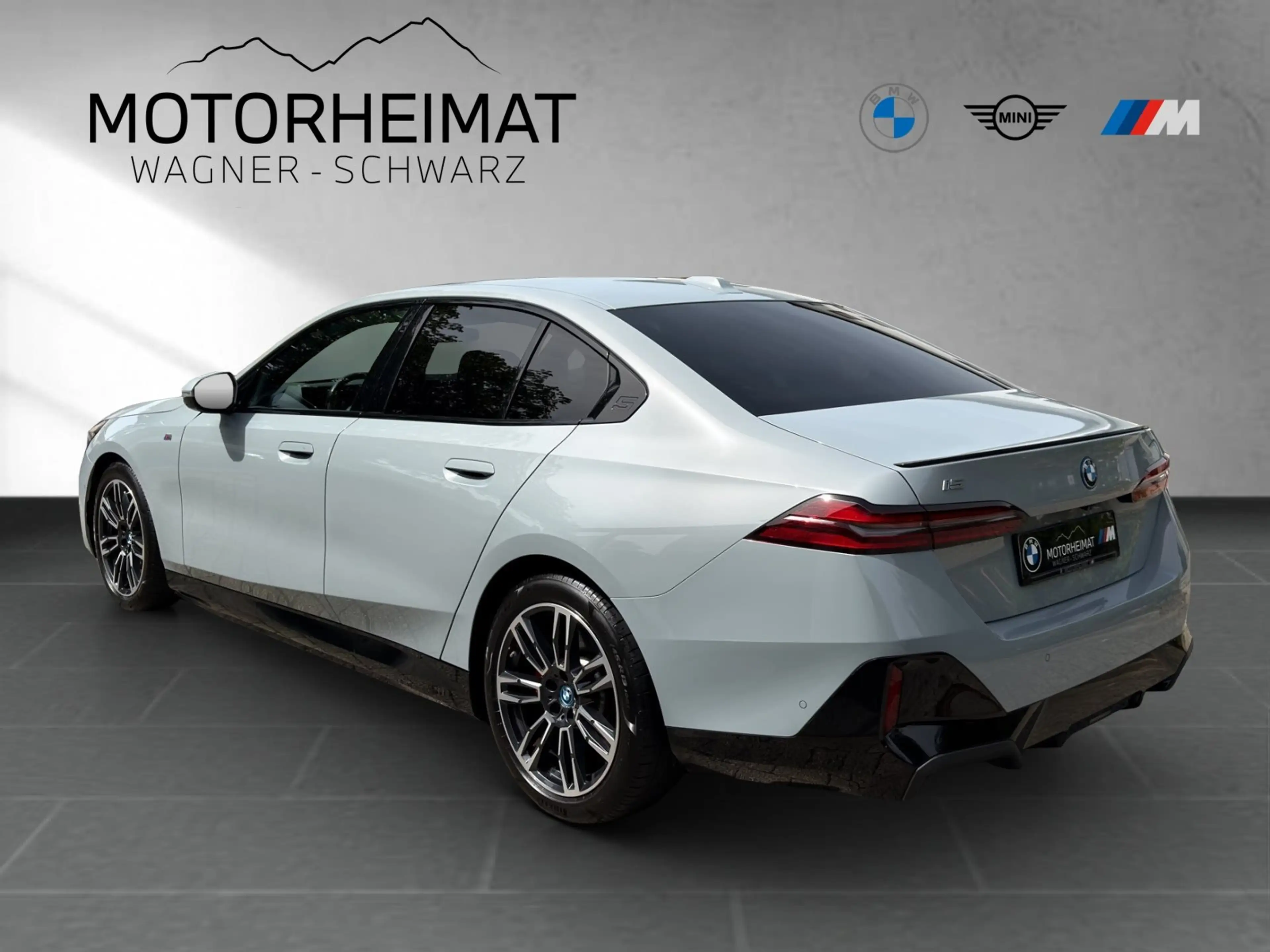 BMW i5 eDrive40 M SportPro ACC 360° H&K HUD — photo 6