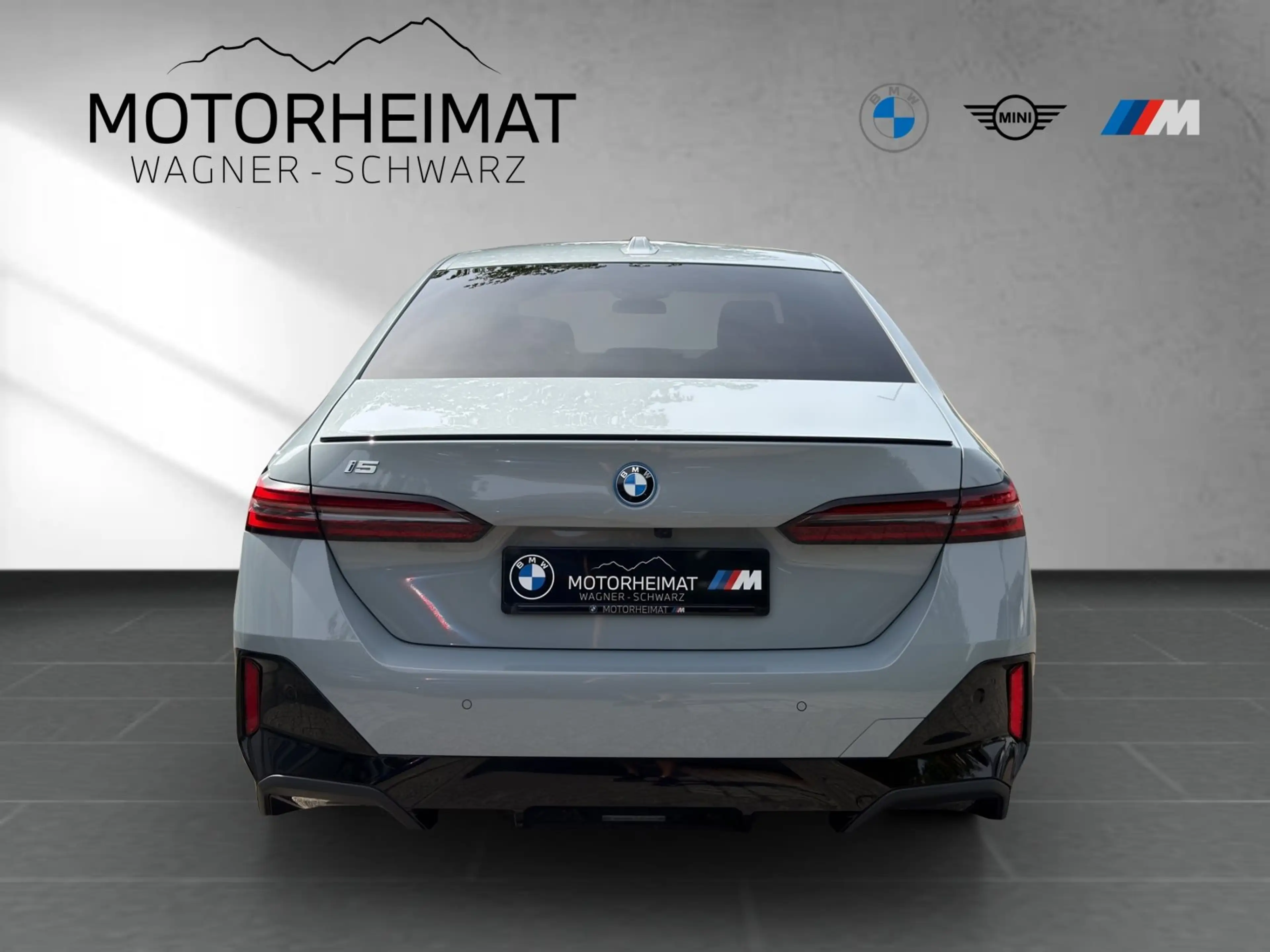 BMW i5 eDrive40 M SportPro ACC 360° H&K HUD — photo 7