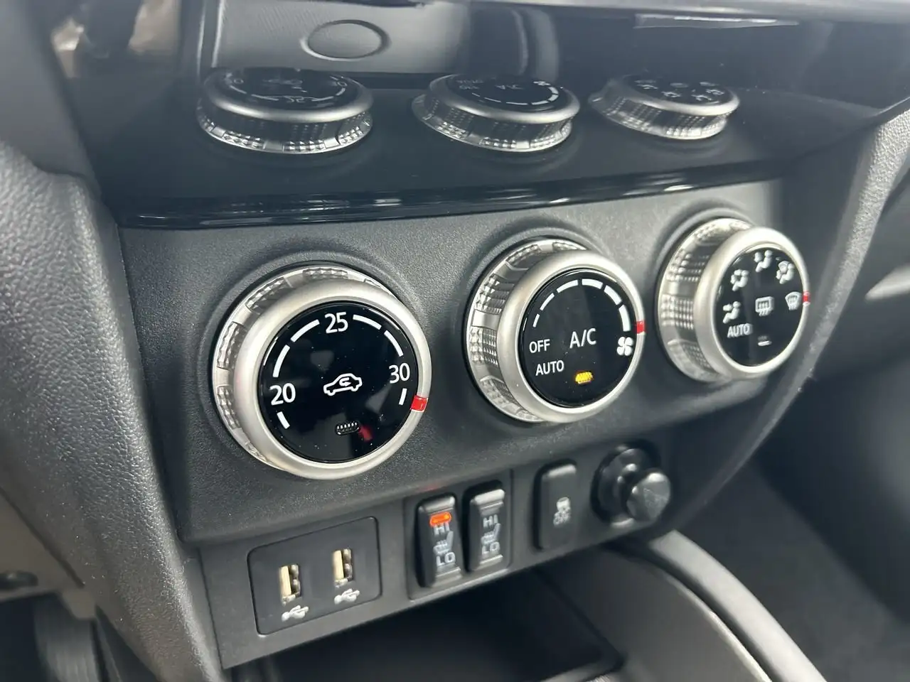 Mitsubishi RVR снимка Mitsubishi RVR