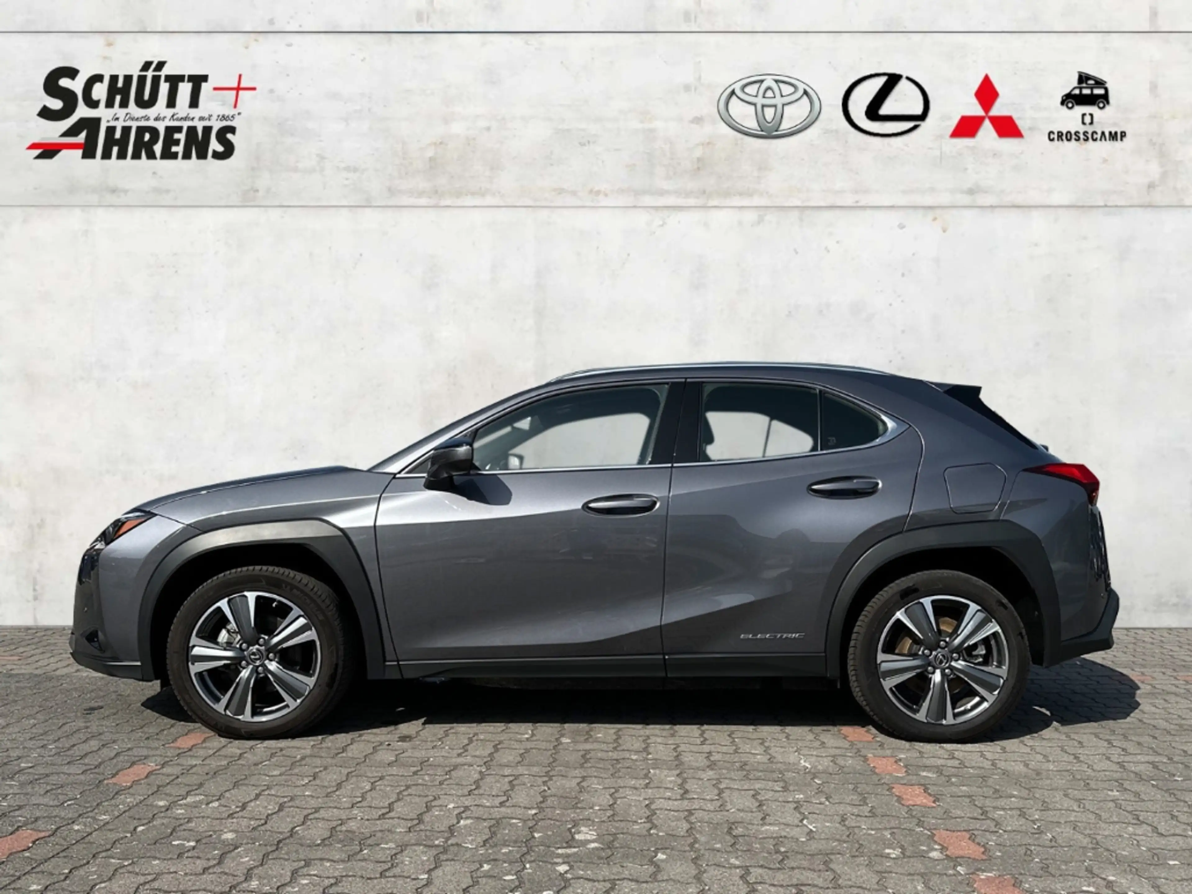 Lexus UX 300e Luxury HUD NAV MatrixLED Leder ACC ASSI — photo 3
