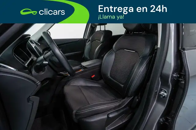 Renault Scenic view 14