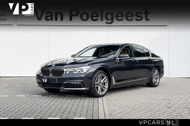 BMW 750 7 Serie 750i xDrive High Executive | Driving Assis