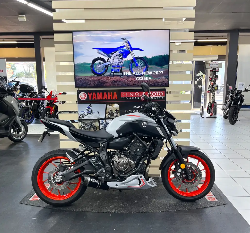 Yamaha MT-07