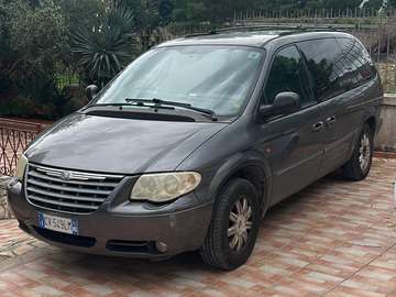 Grand Voyager IV 2004 2.8 crd Lim. stow and go auto