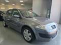 Renault Megane Megane II 2002 4p 1.4 16v Confort Authentique 98cv Gris - thumbnail 3