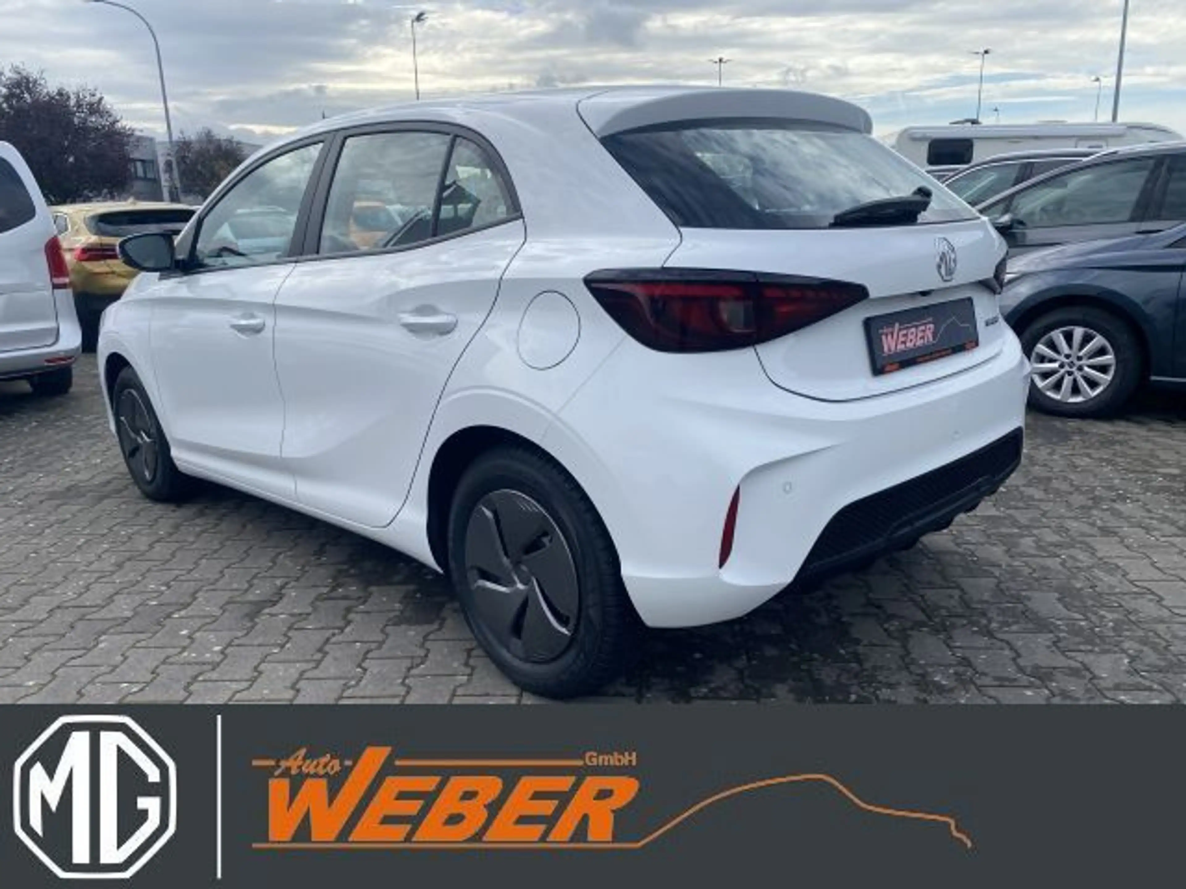 MG MG3 1.5 T 85 kW Standard Navi APP Kamera GJR — photo 5