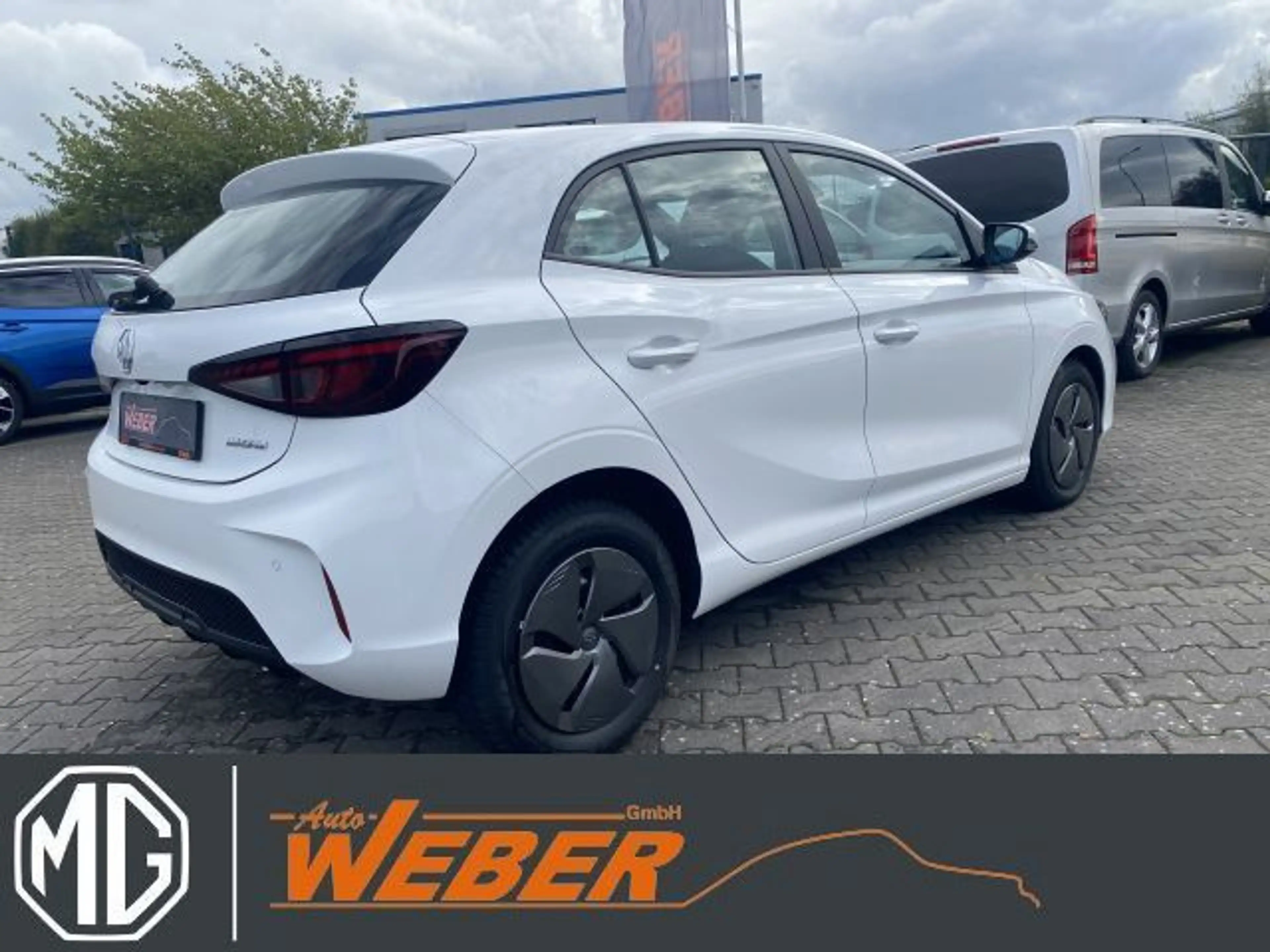 MG MG3 1.5 T 85 kW Standard Navi APP Kamera GJR — photo 4