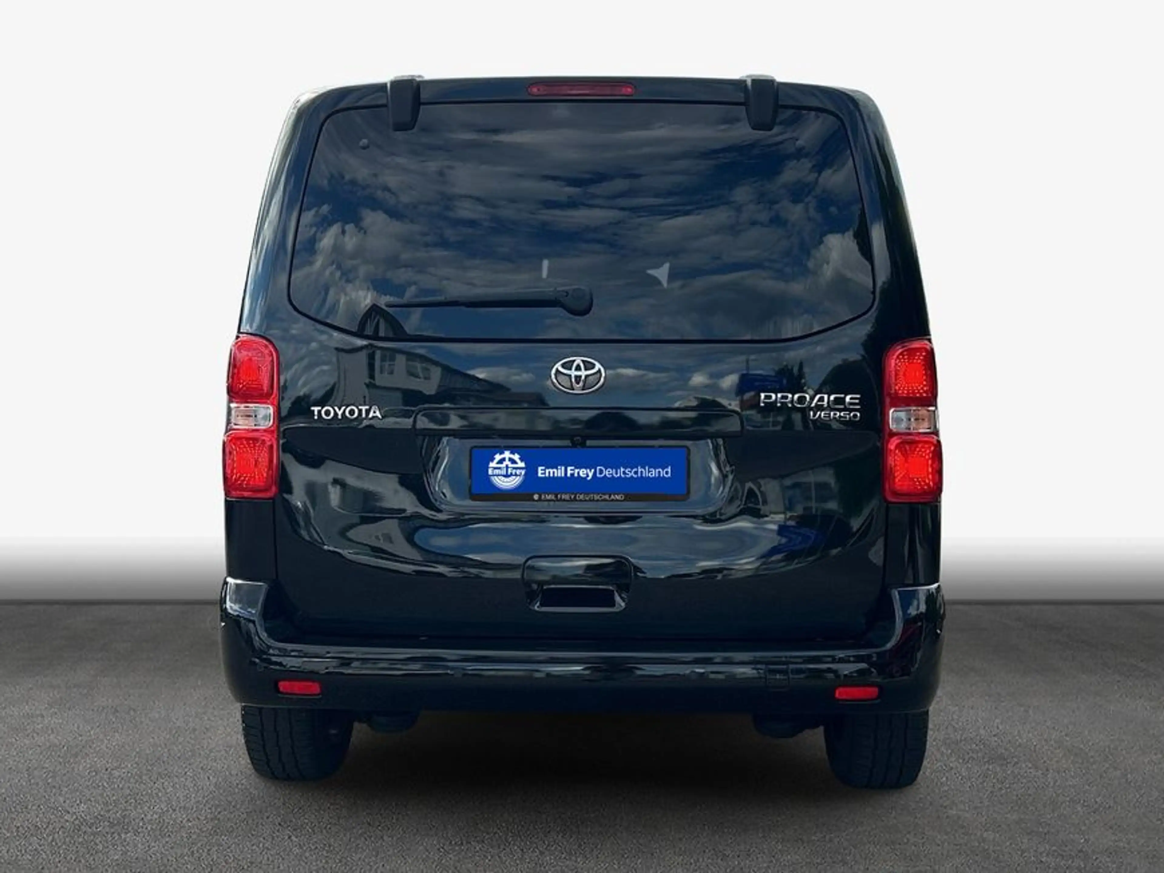 Toyota Proace Verso 2,0 D-4D (7-Si.) Executive — photo 5